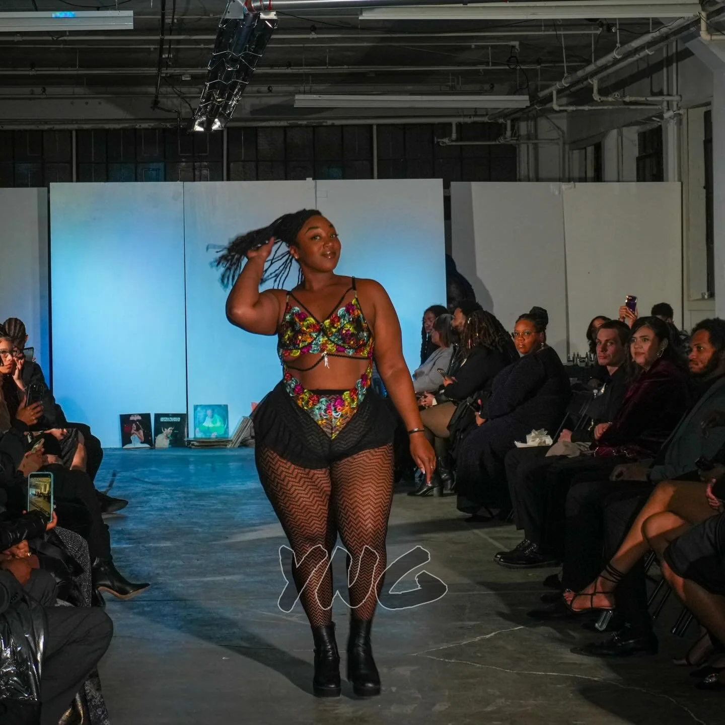 And this is the moment the room felt it. 🔥

Curves. Presence. Confidence.
This runway moment reminded us that confidence will always be the best thing you wear.
-
-
Model @staziaboss_geek 
📸 @yng.shoots
-
-
#cravinghercurves #plussizelingerie #detr
