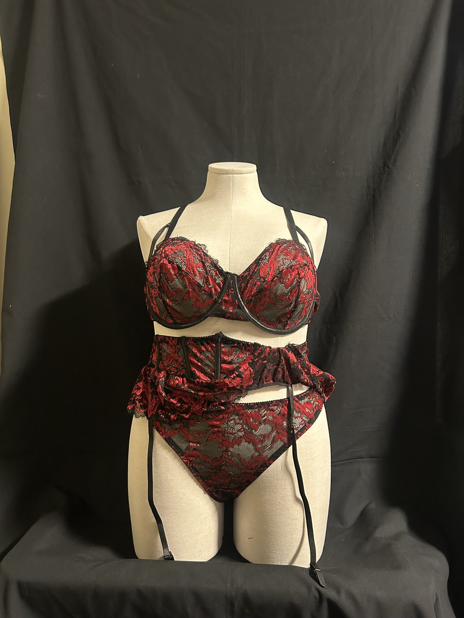Zaria Bra Set