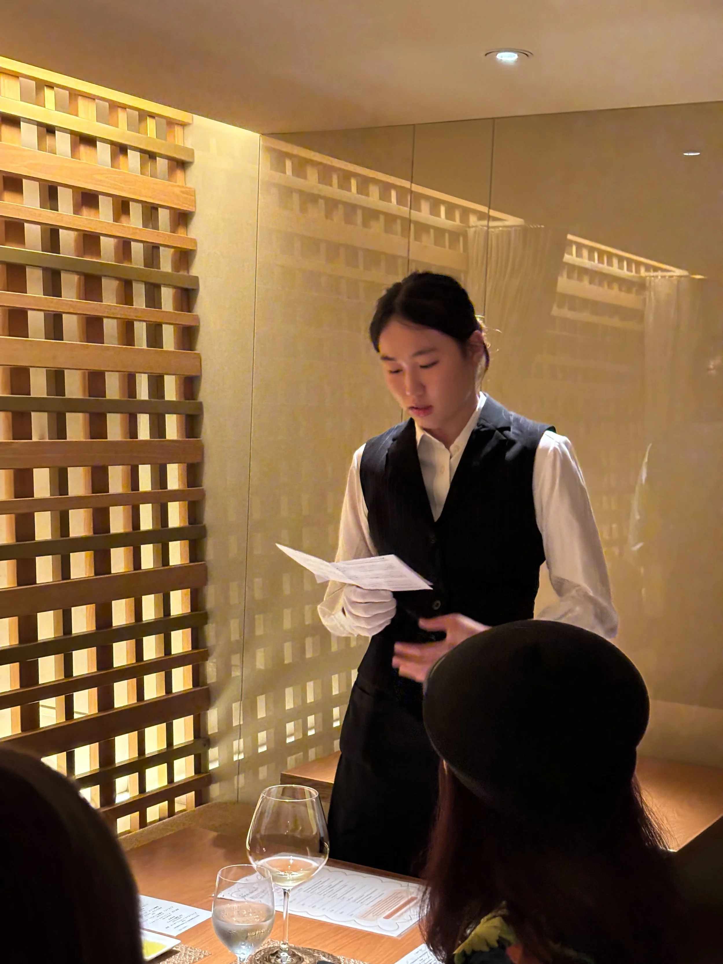 LINE_ALBUM_Emma’s Restaurant Internship 2026_260812_18.jpg