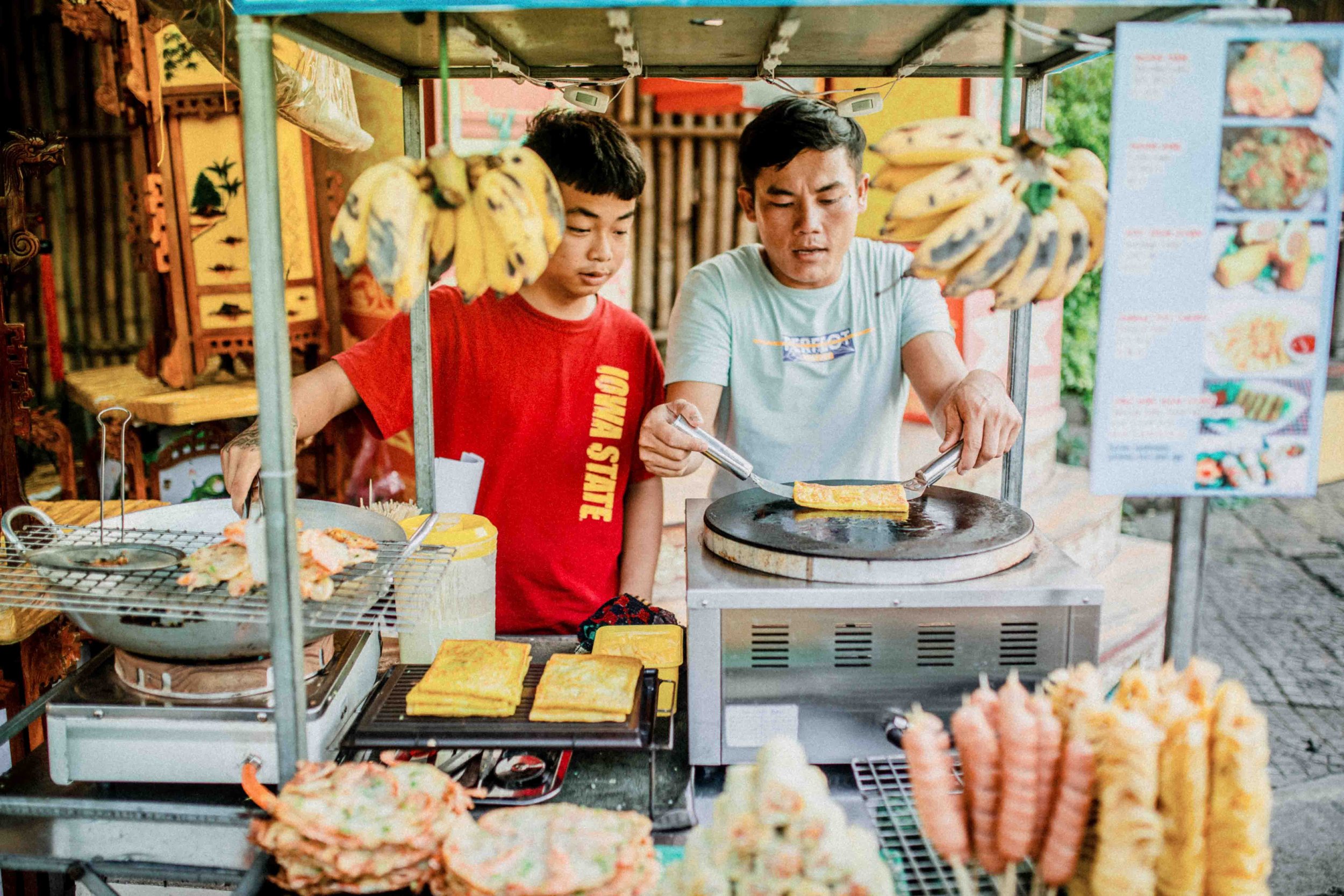 Street Vendors in Hoi An
