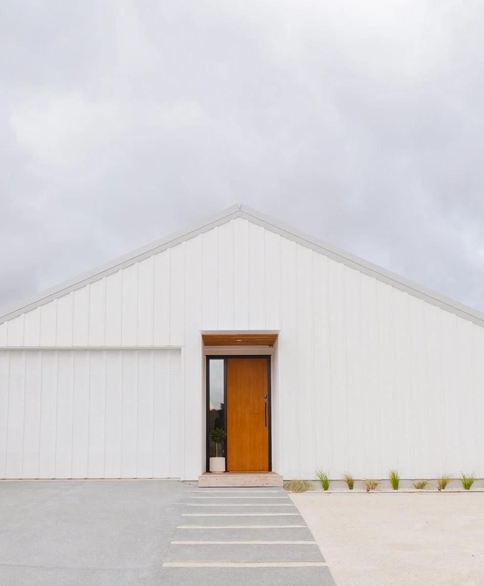 web-optimised-res-modern-barn-living-warkworth-junction-editorial-feb-2022 (4 of 37).jpg