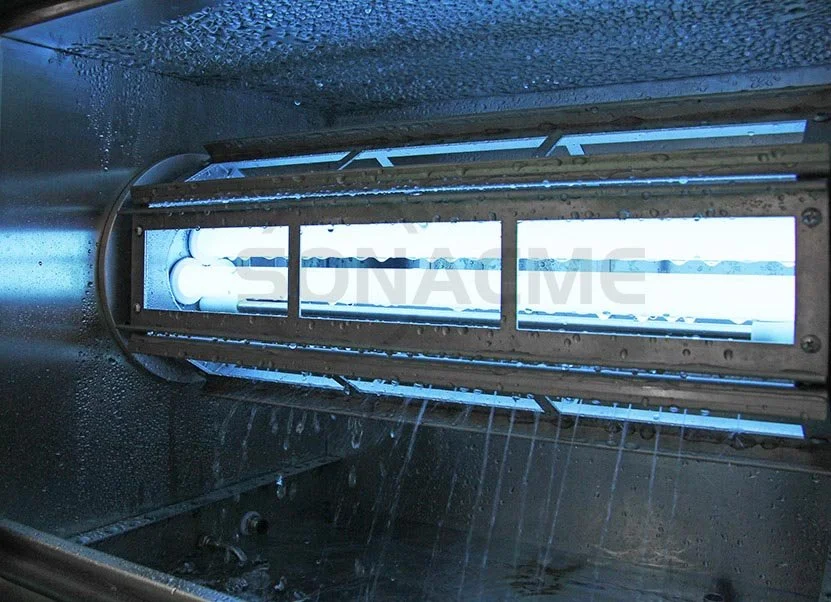 UV lights in UV test chamber