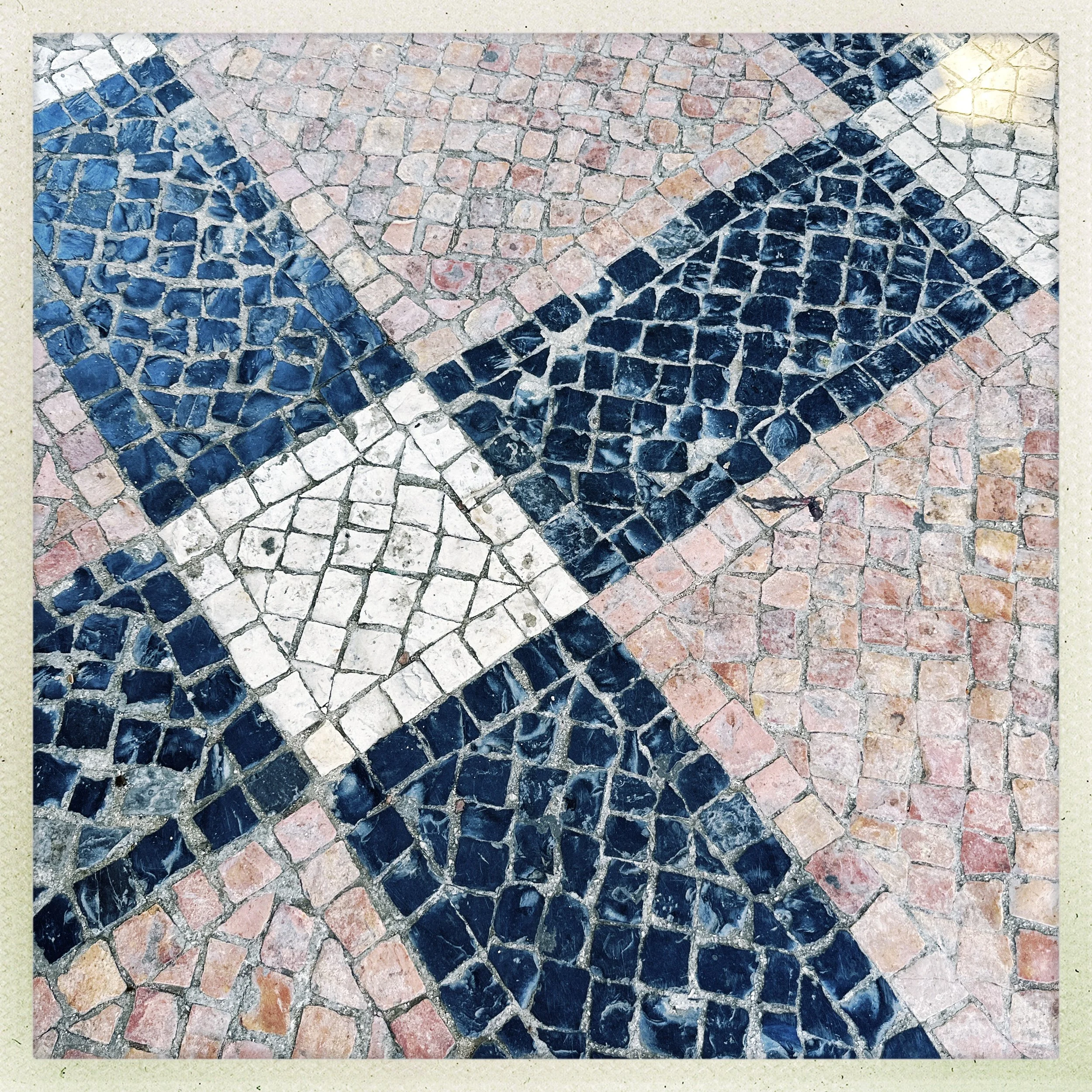 HipstamaticPhoto-708606053.581906.jpg
