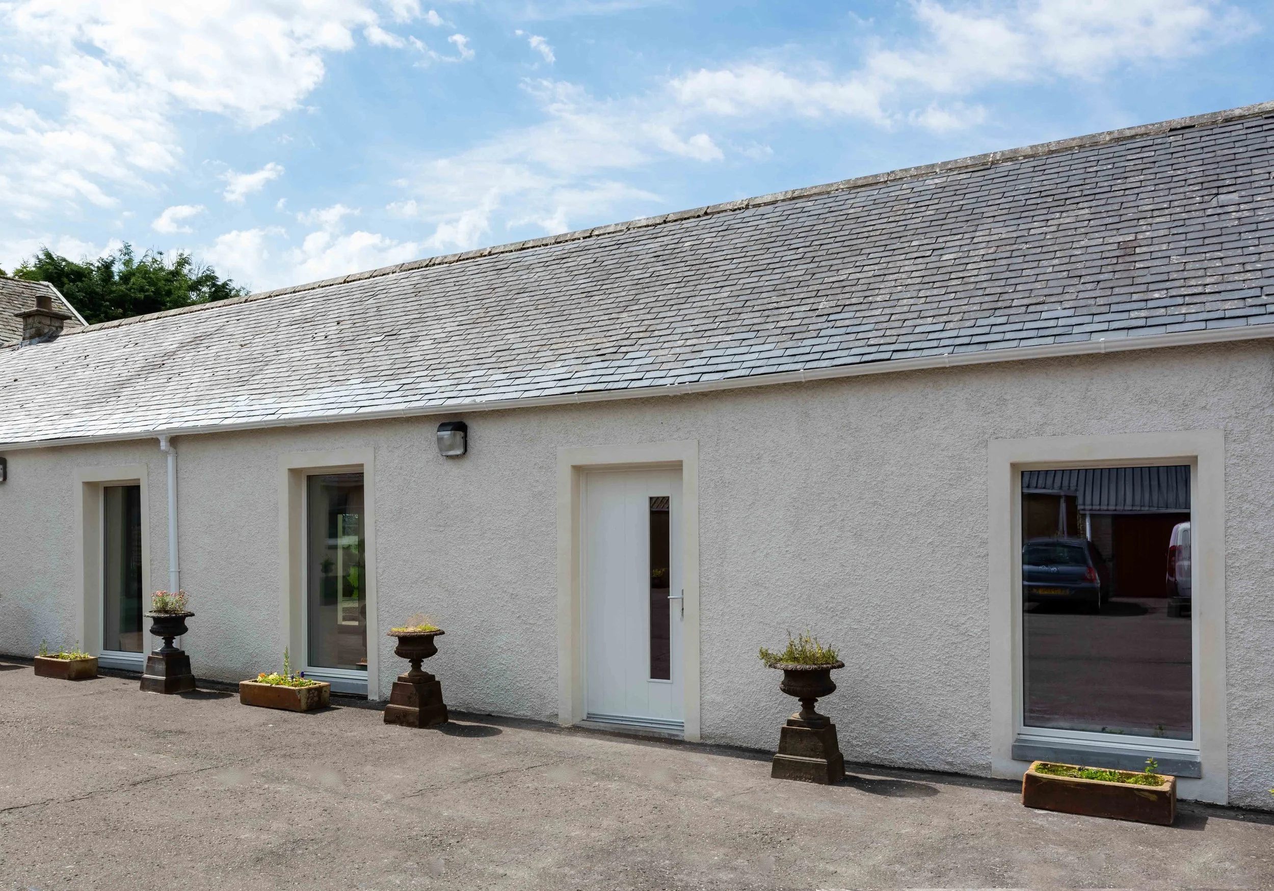 Lockhartshields Farm Exterior 3.jpg