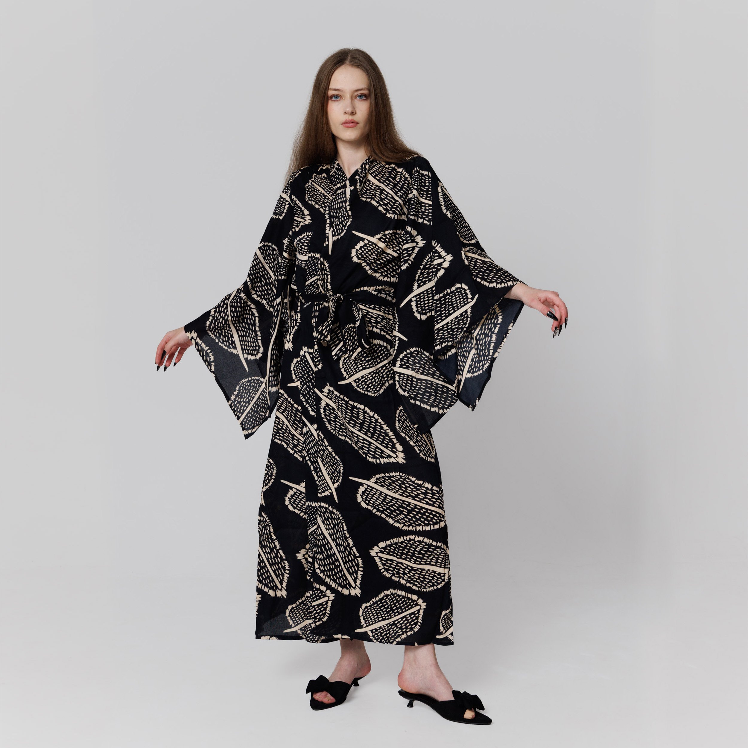 BlackFeathers_2.jpg