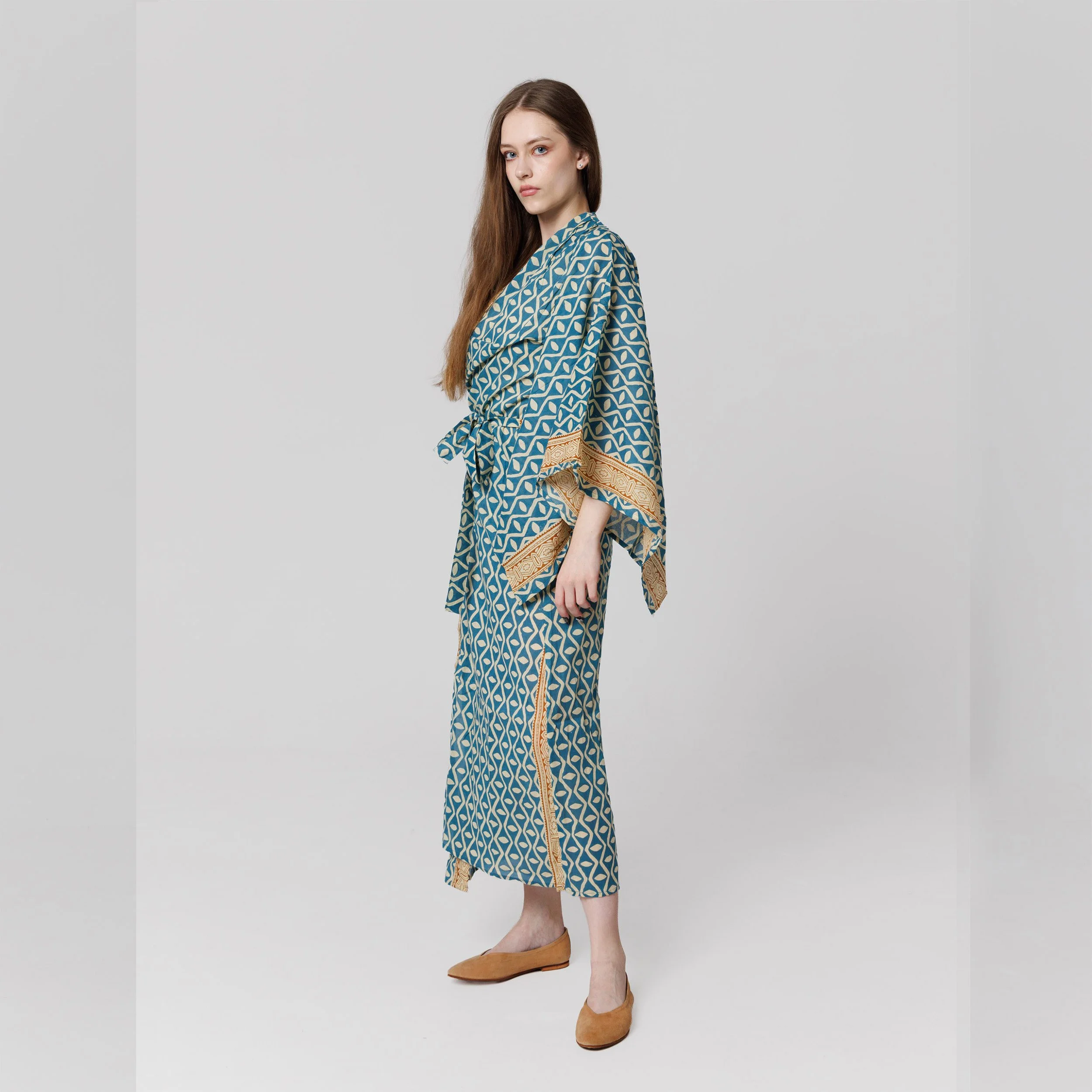 BlueKimono_2.jpg