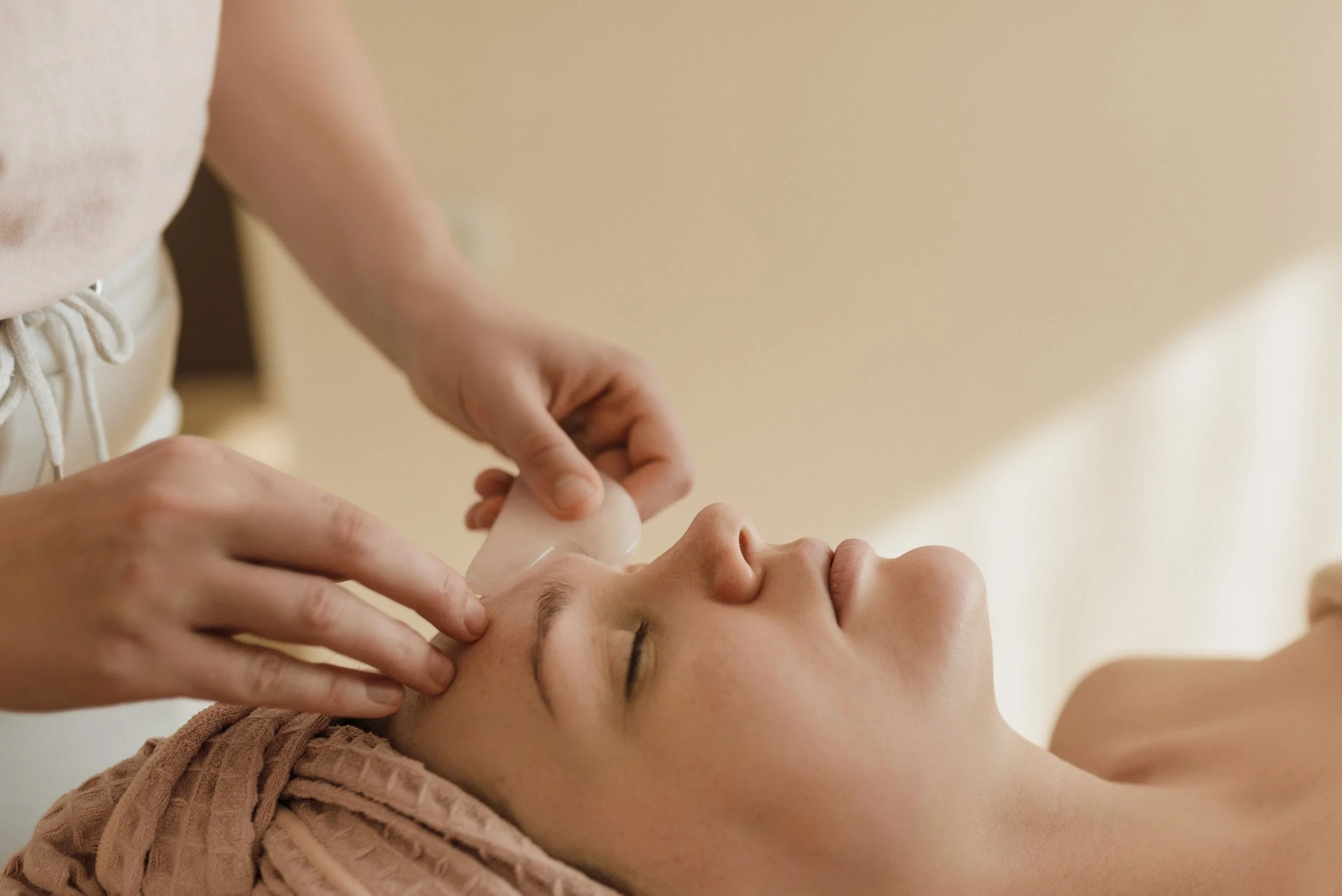 L'Accompagnement, suivi de 10 séances de massage facialiste sur 12 mois