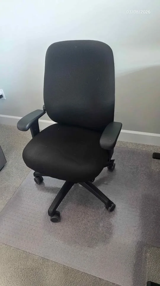 Ergonomic Office Chair with Adjustable Features