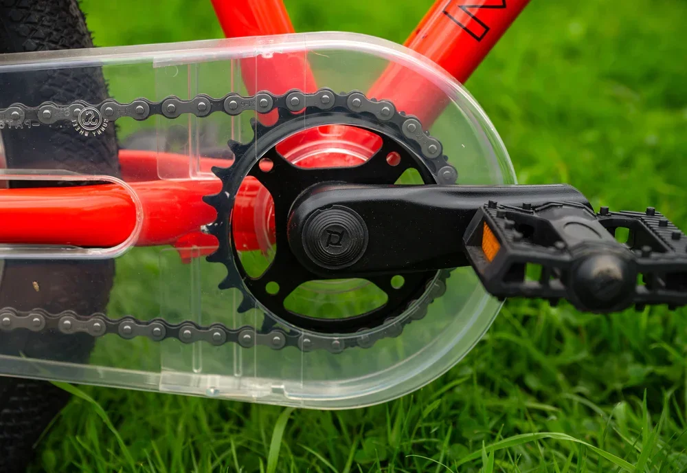 2025_MARIN_BIKES_COAST_TRAIL_CHAIN_GUARD.webp