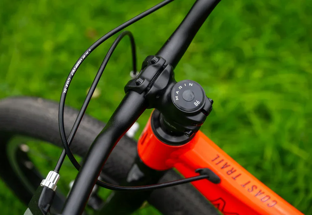2025_MARIN_BIKES_COAST_TRAIL_TOP_TUBE.webp