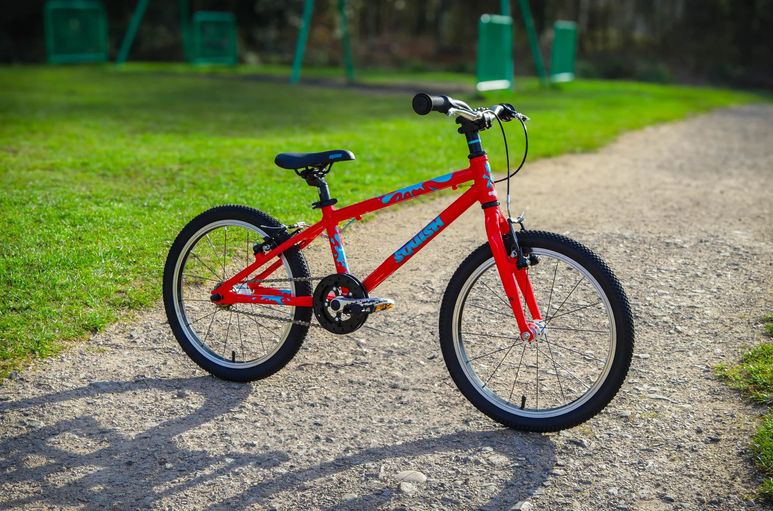 6460W18+Squish+18+Lightweight+Kids+Bike+Red+1.webp