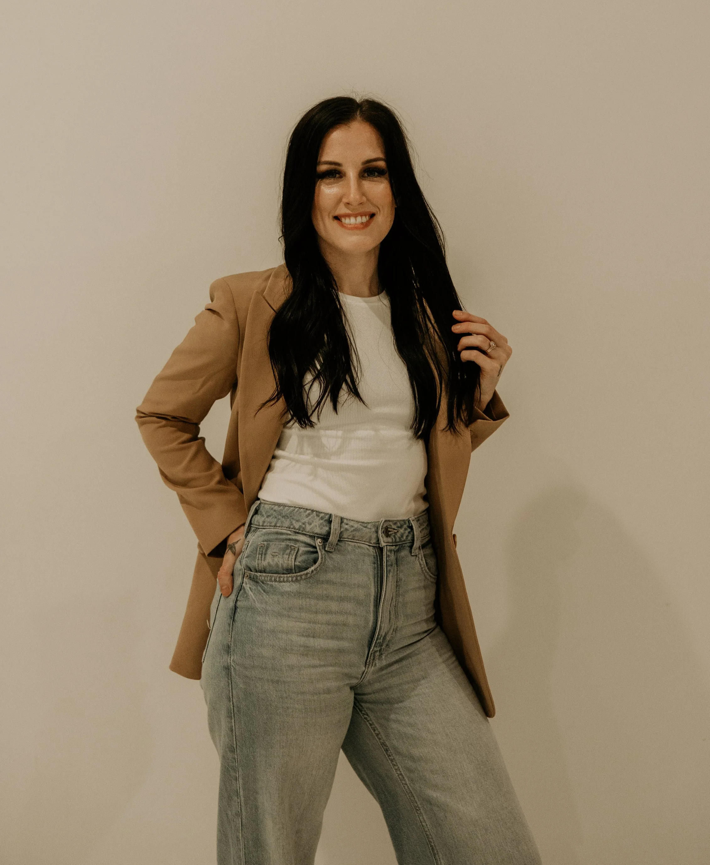 Owner and Founder of The Last Bead MethodTM, business goals, hair extensions, methods to installing extensions, education expert on installing hair extensions, online class setting, teaching hair methods to extensions, grow your salon, hair technique