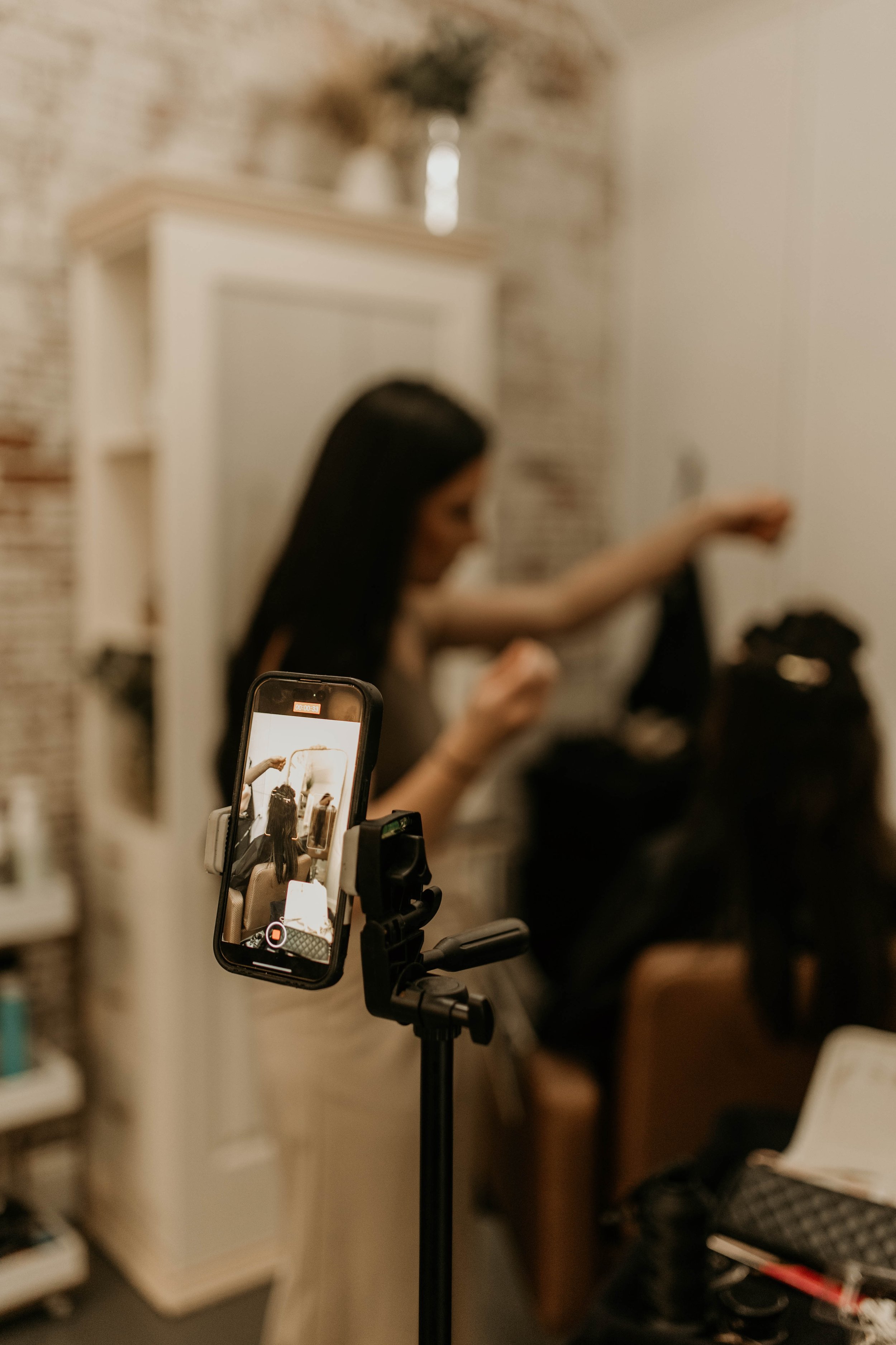 Owner and Founder of The Last Bead MethodTM, business goals, hair extensions, methods to installing extensions, education expert on installing hair extensions, online class setting, teaching hair methods to extensions, grow your salon, hair technique