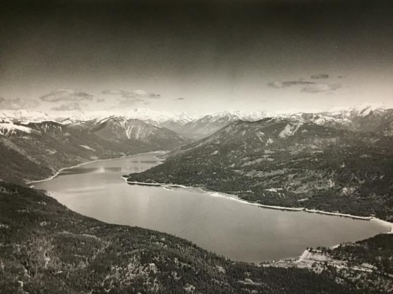 Lake Cle Elum surrounded by forested mountains near Roslyn, Washington