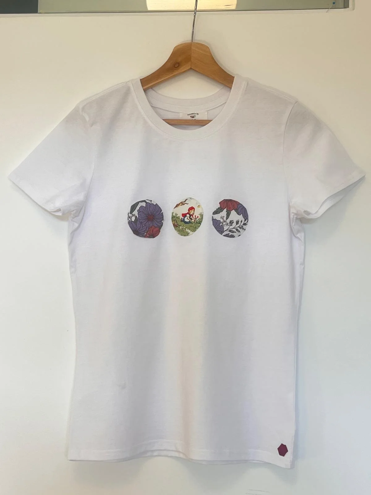 Camiseta de pico - Caperucita