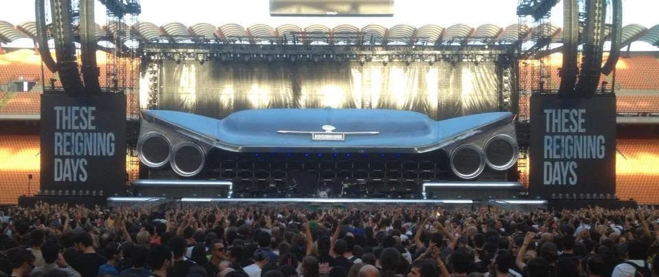 	
Reigning Days in the San Siro Stadium supporting Bon Jovi