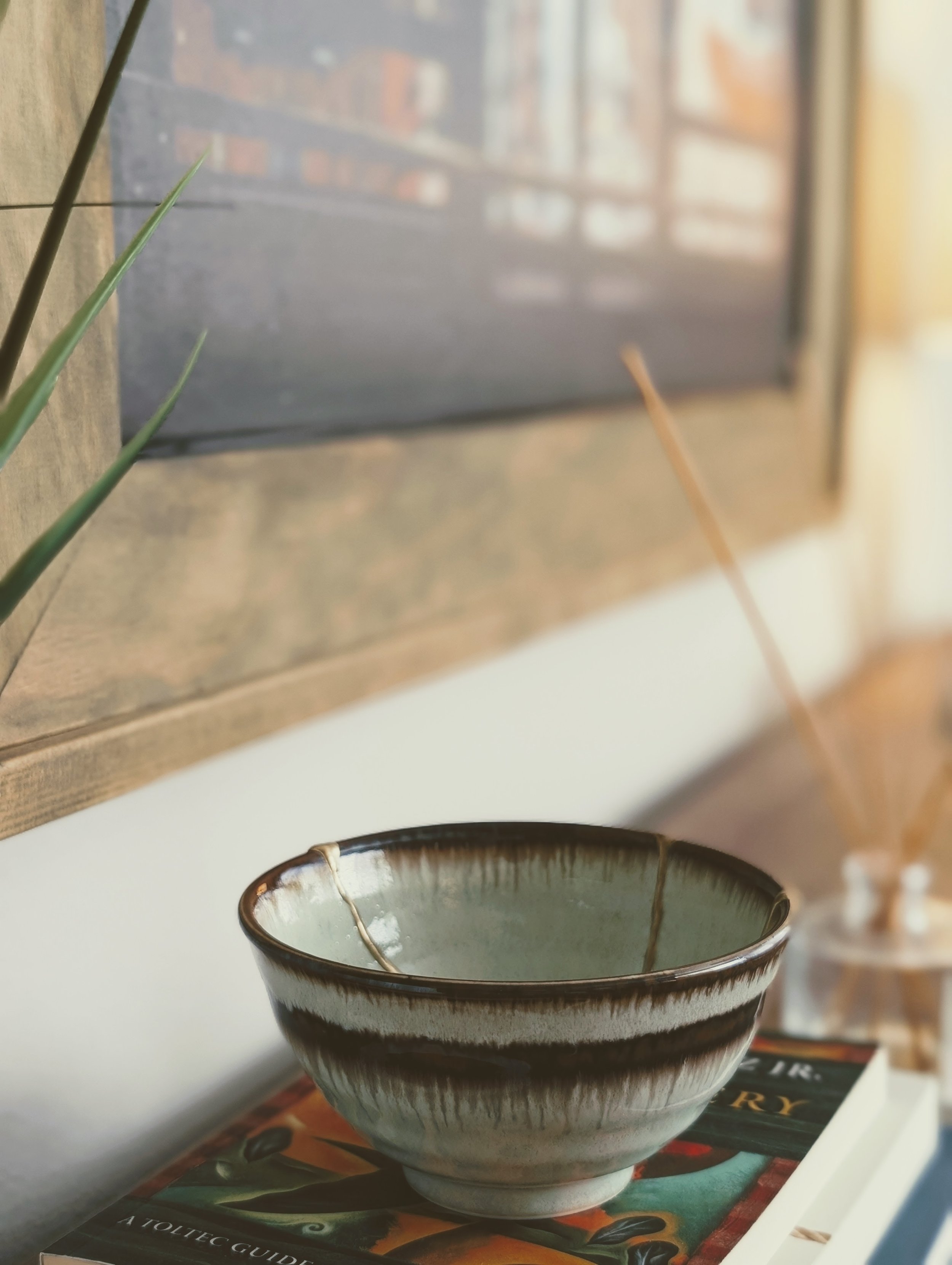 Calming, intentional, and encouraging office decor and setting at Kevin Johnson Clinical Services practice.