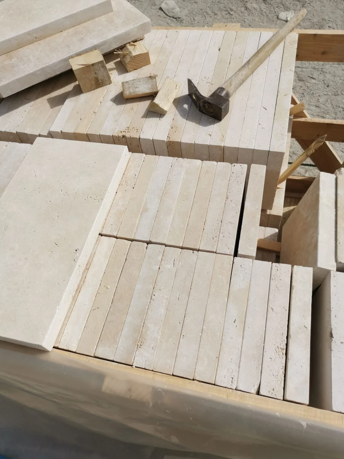 Light Travertine Premium Tumbled-2(wet look)
