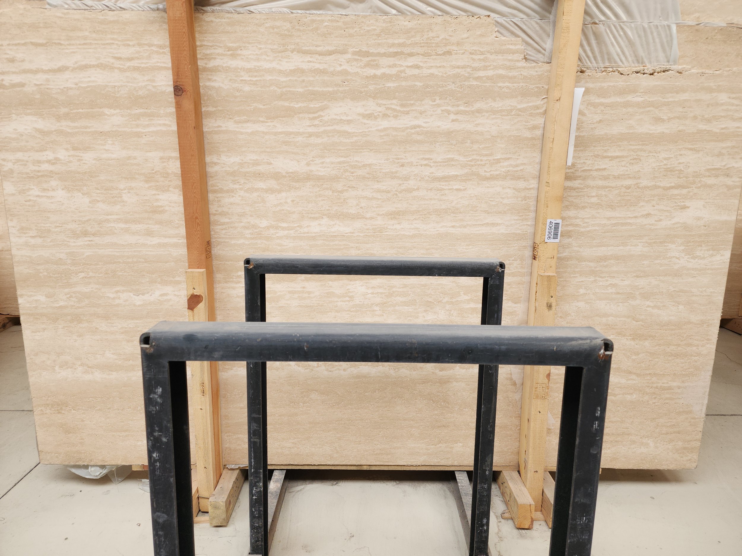 Vein Cut Light Travertine Honed & Filled-1(dry look)