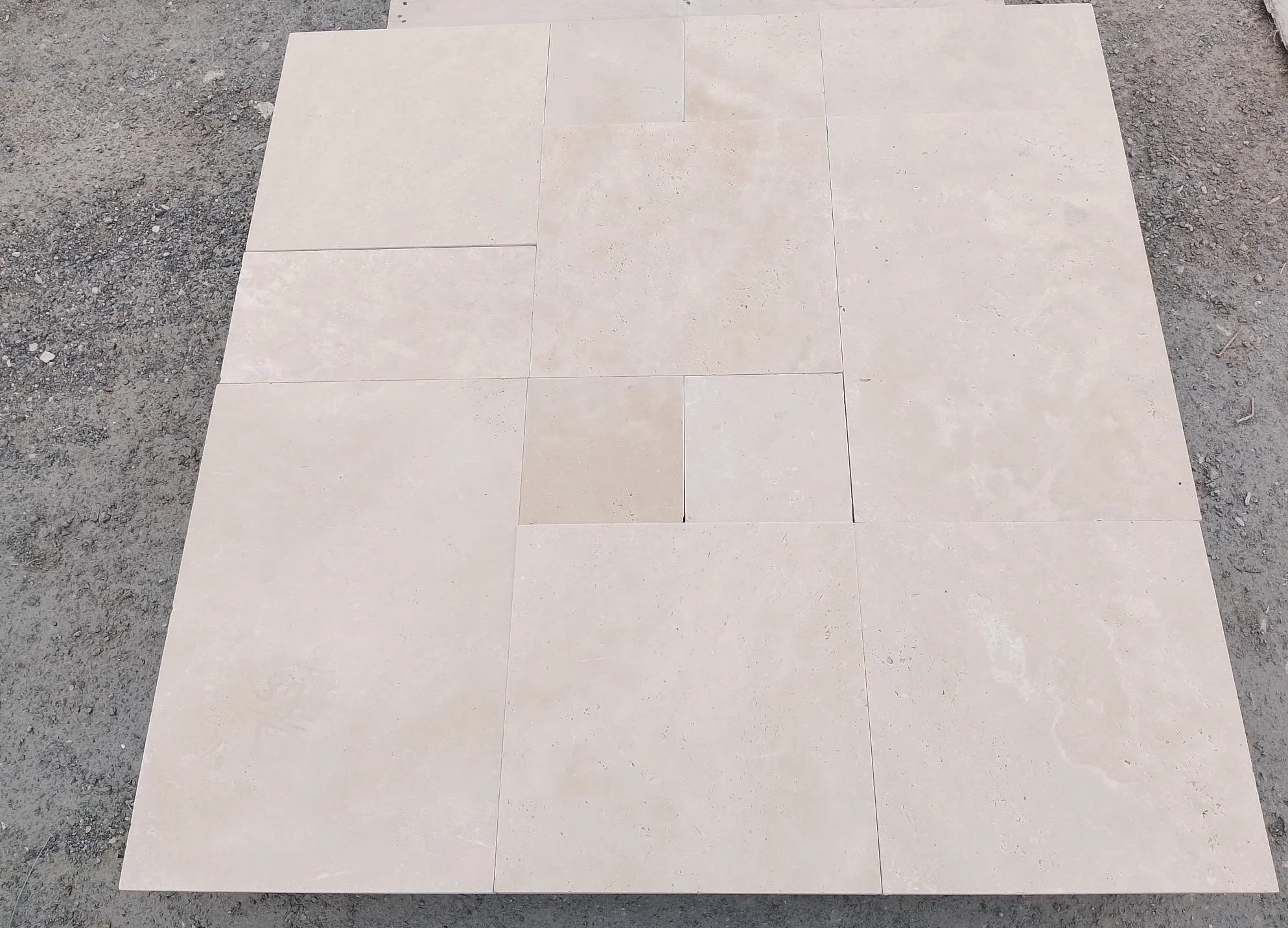 Light Travertine Premium Tumbled-1(wet look)