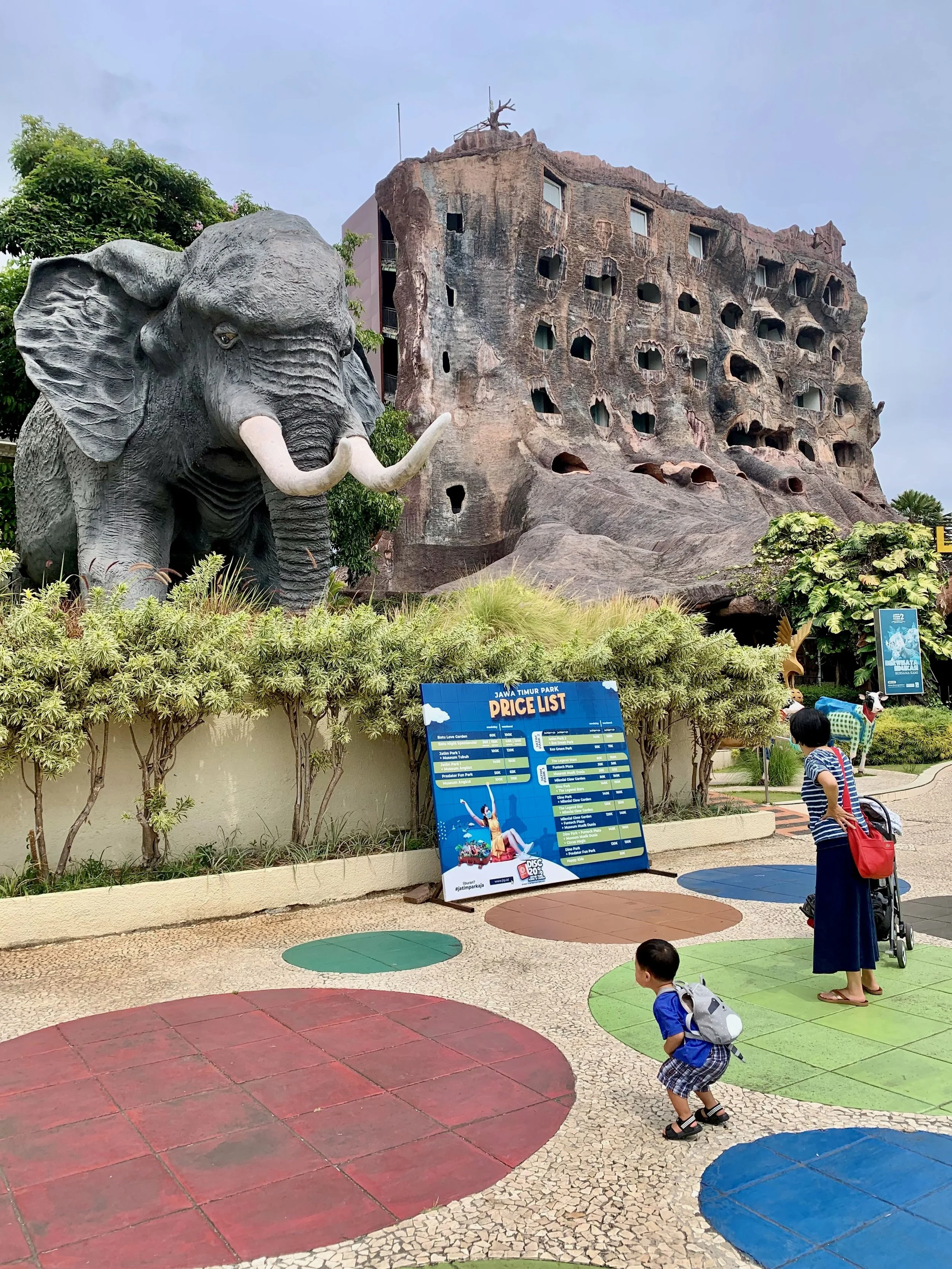 Batu Secret Zoo