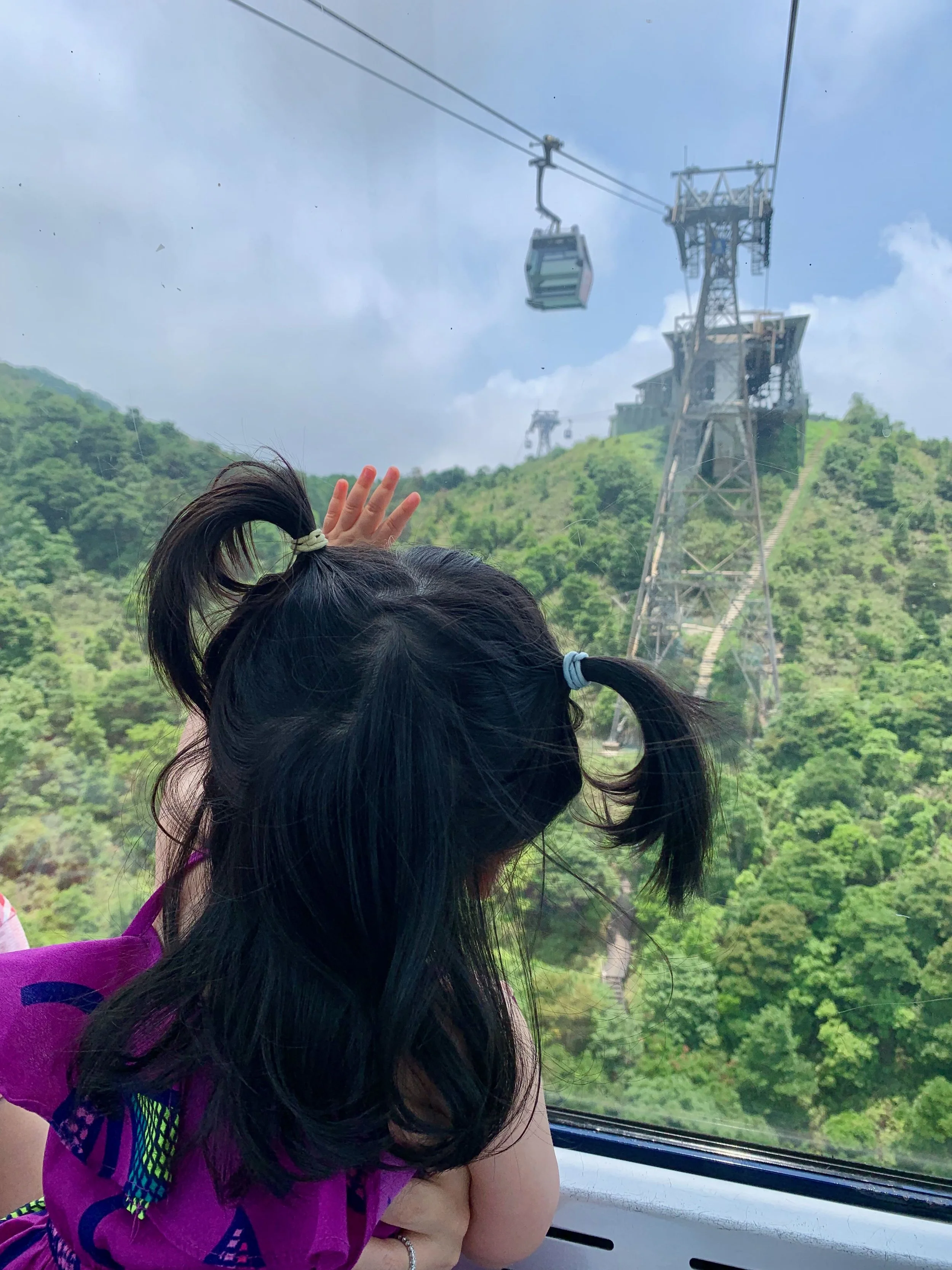 Cable car to the Big Buddha