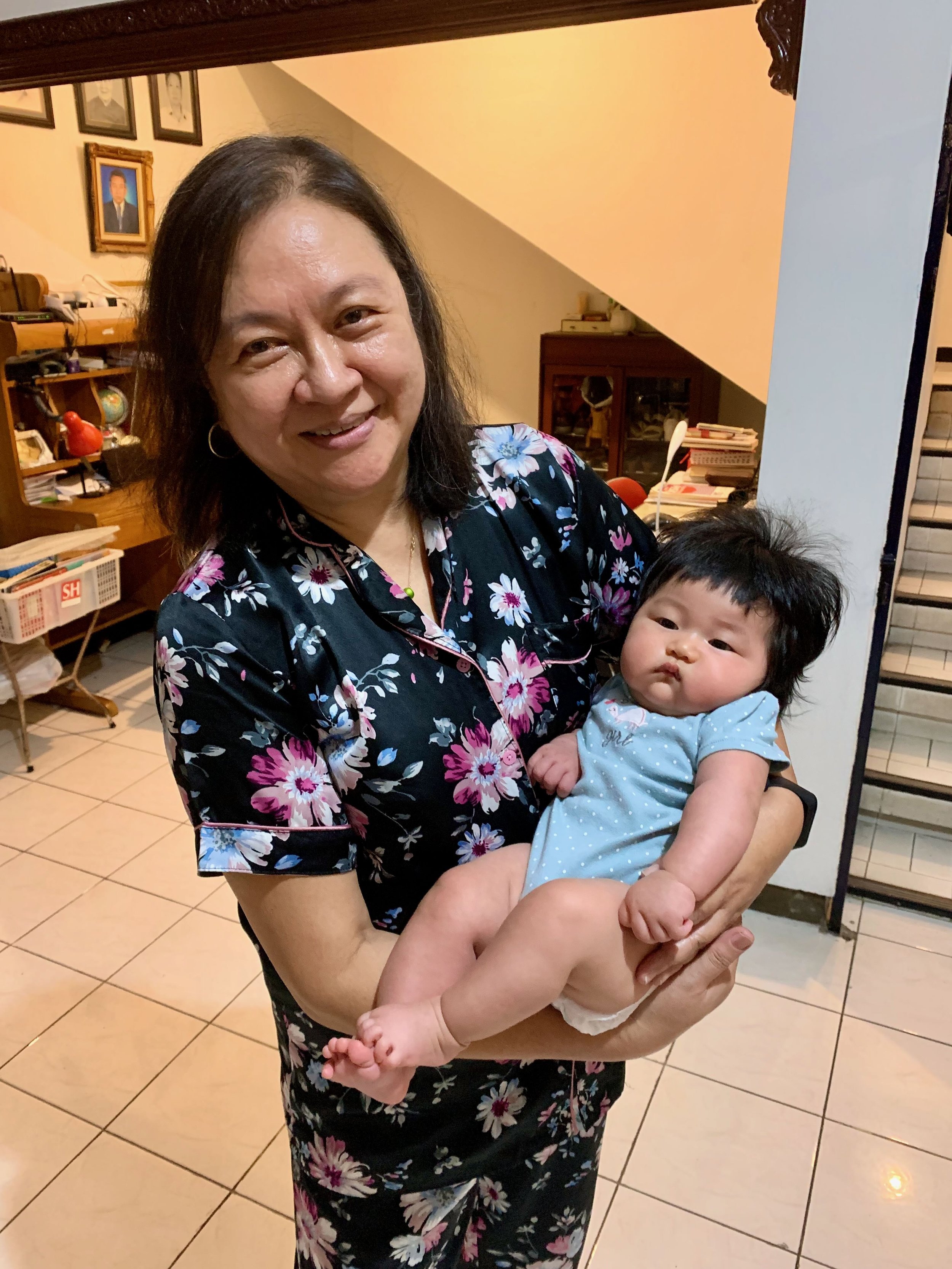 Zia meeting grandma for the first time
