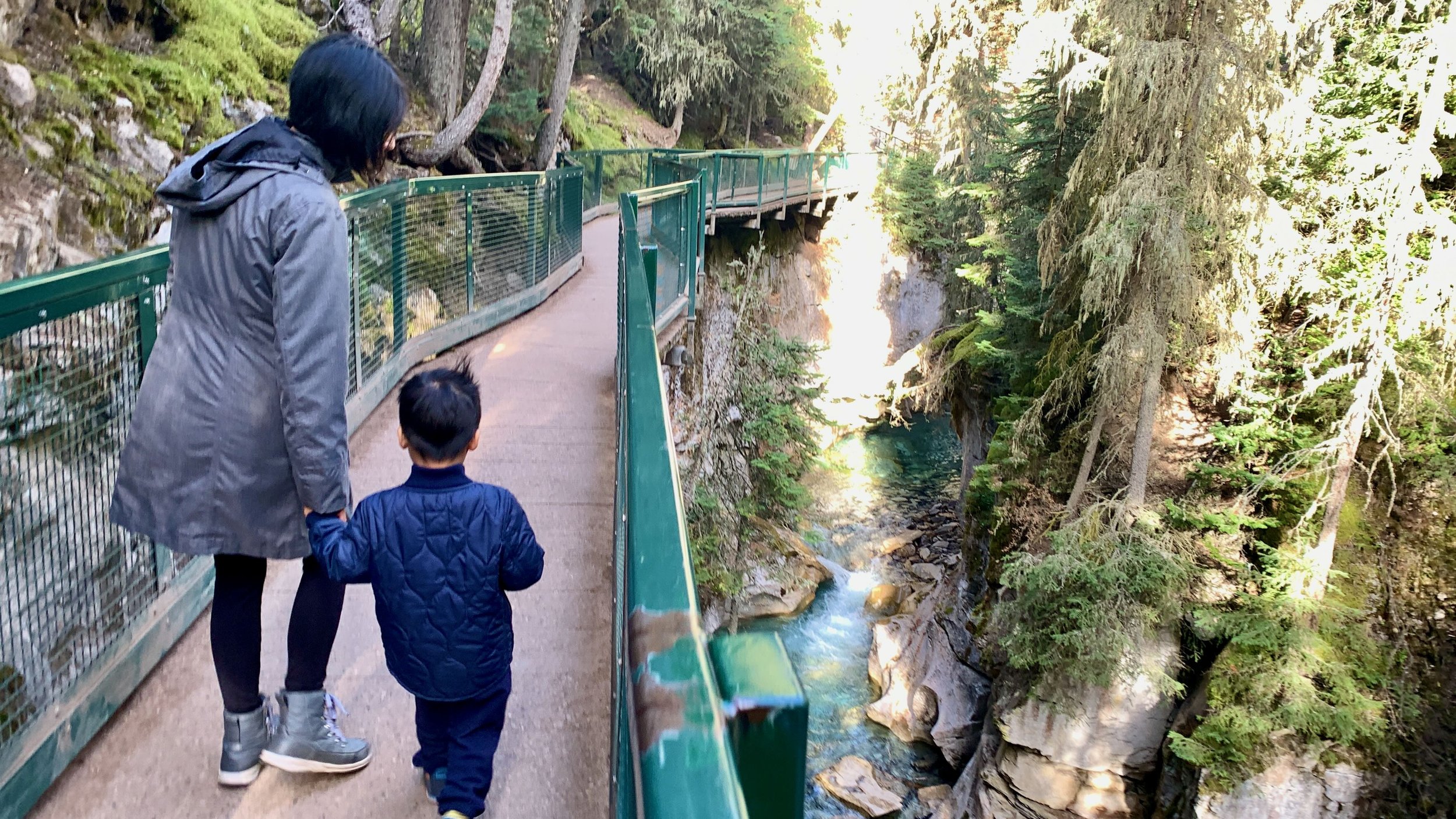 Hiking Johnston Canyon