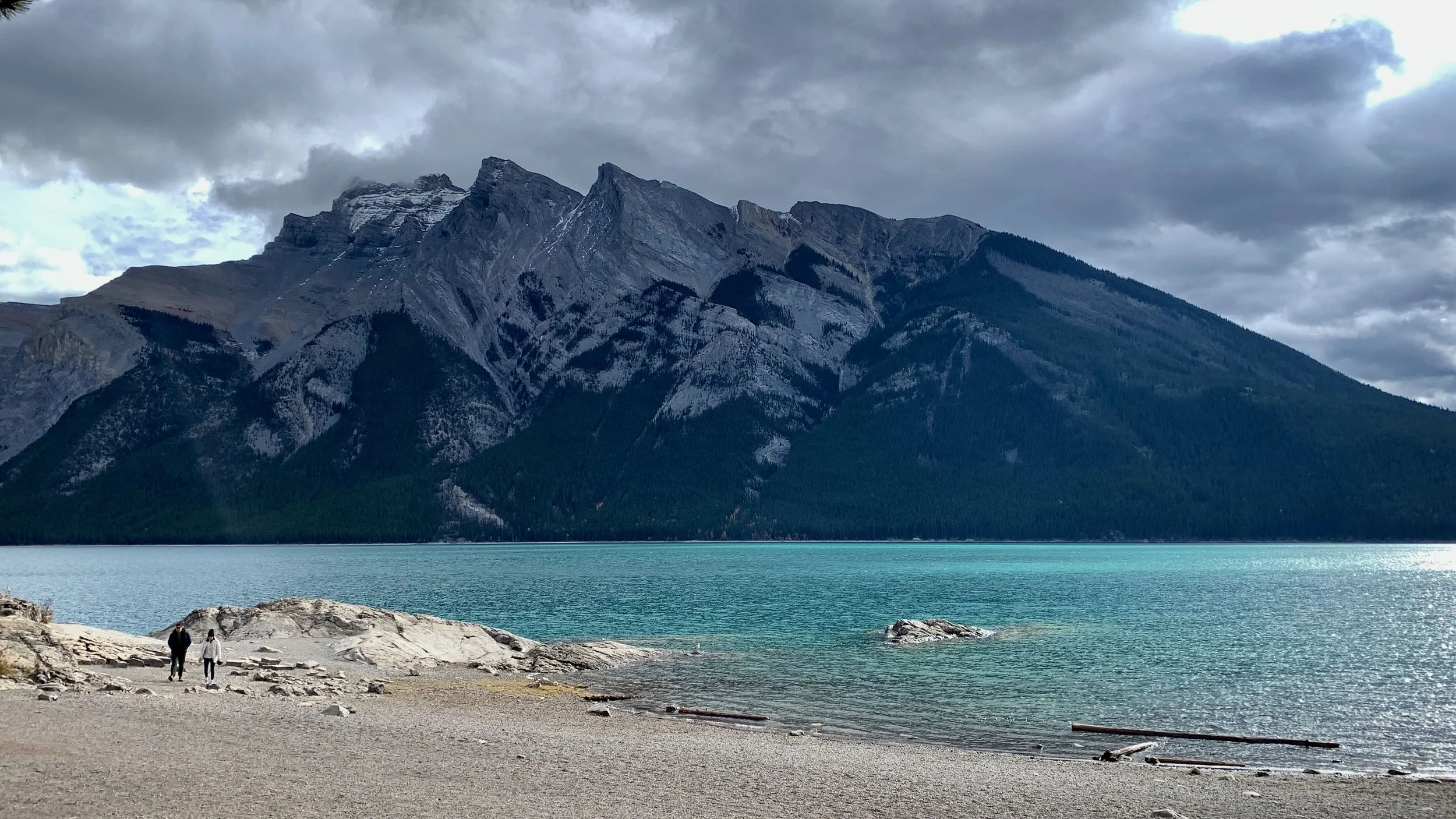 Hiking around Lake Minnewanka