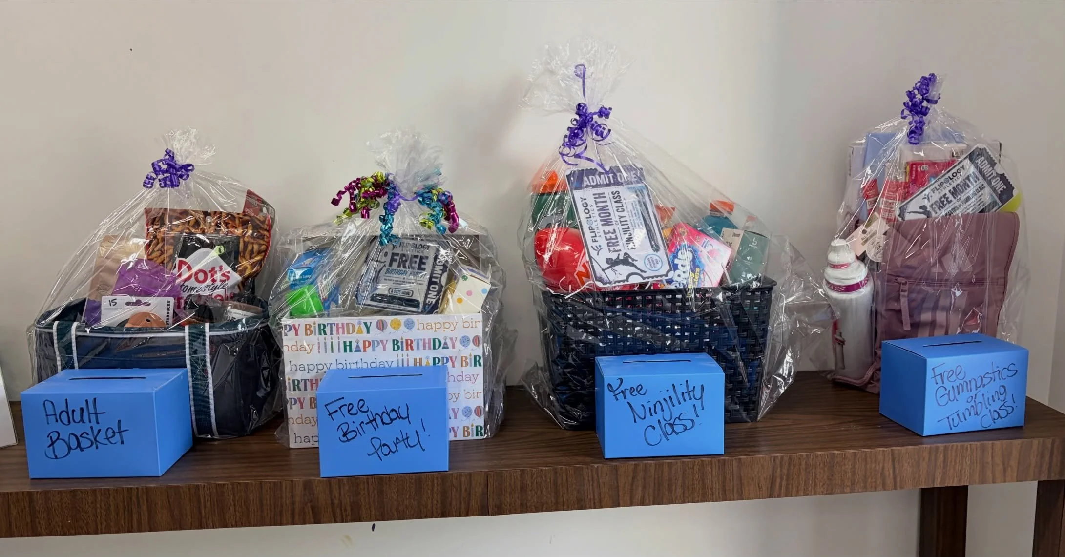 🎉 GRAND OPENING WEEK is in full swing at Flipology Athletics!

Come on in and join the fun! Stop by Flipology this week, check out the gym, and claim your raffle ticket for a chance to win:

⭐ A FREE Gymnastics Class
⭐ A FREE Ninjility Class
⭐ A FRE