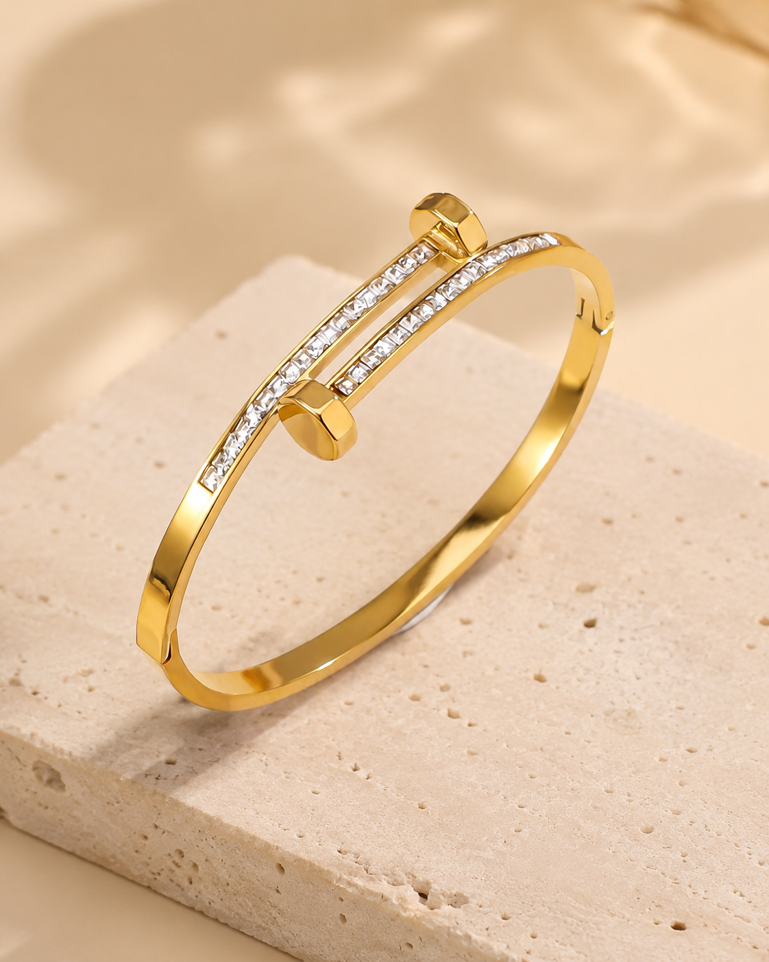 Nail Sparkle Bangle