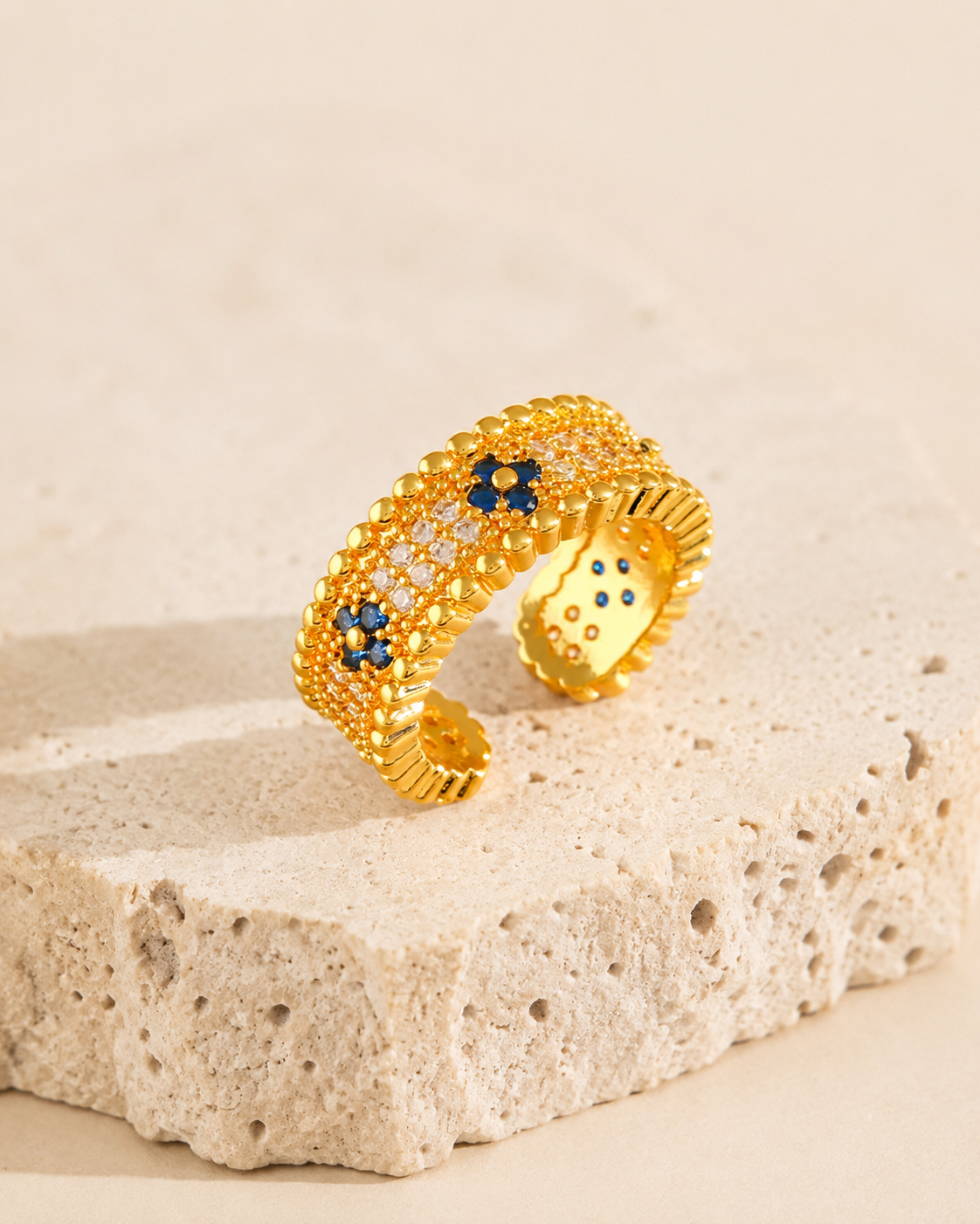 Four Leaf Clover Blue Ring