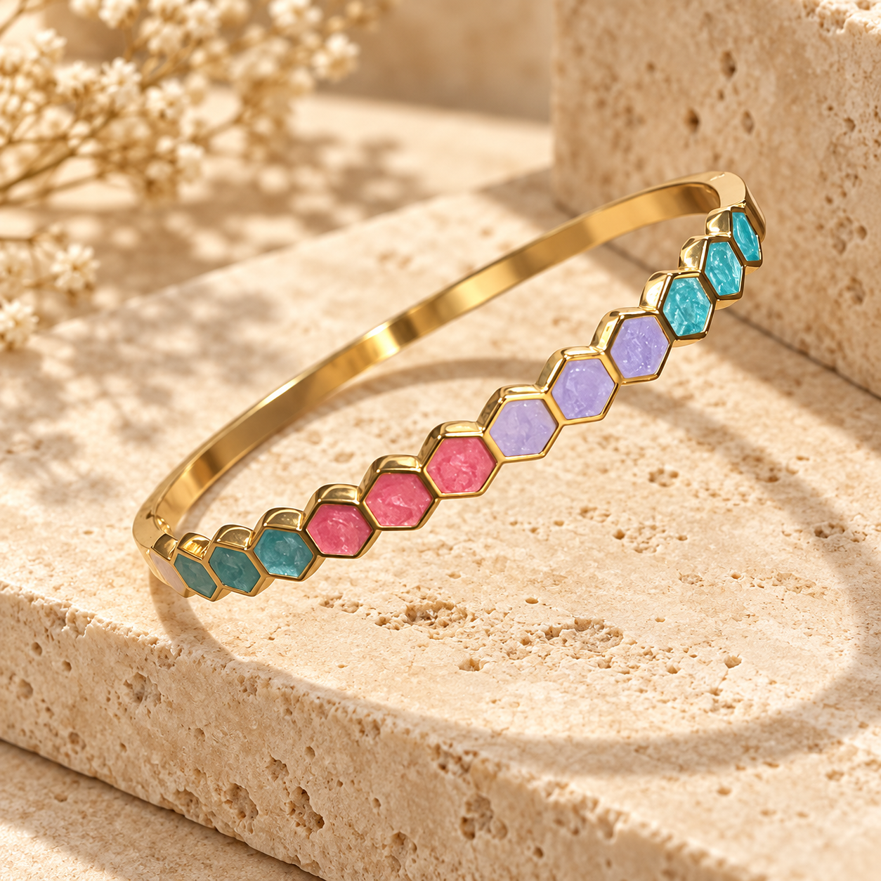 Colorful Bee de Honeycomb Bangle