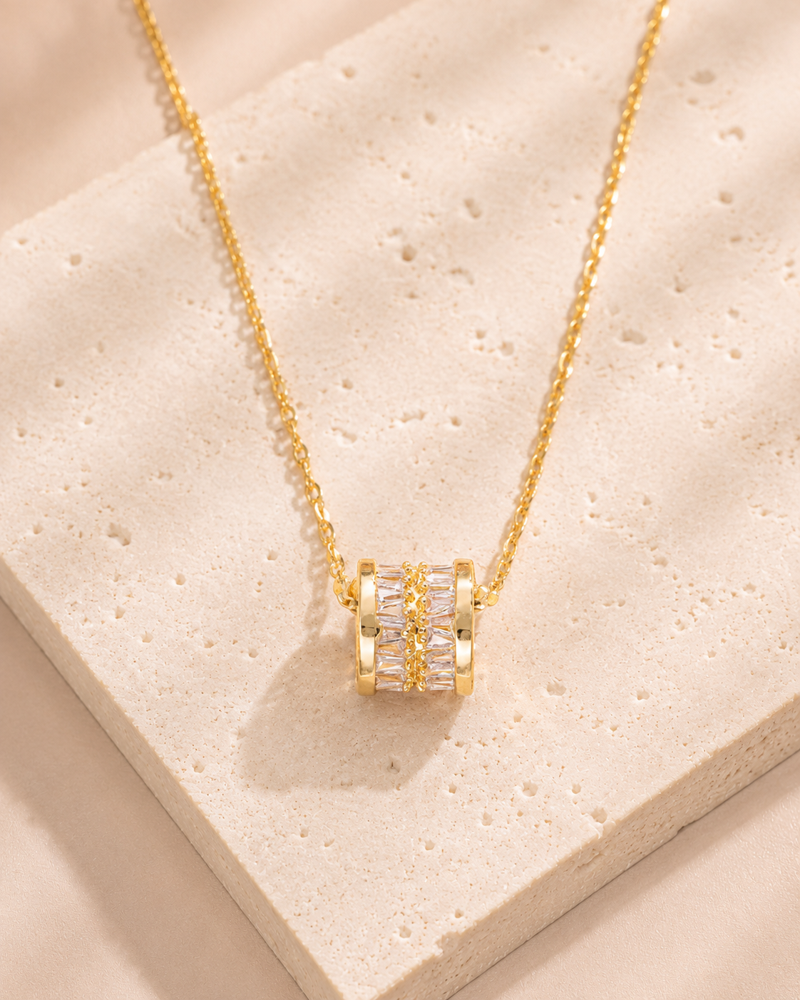 Cylinder Crystal B.01 Pendant Necklace