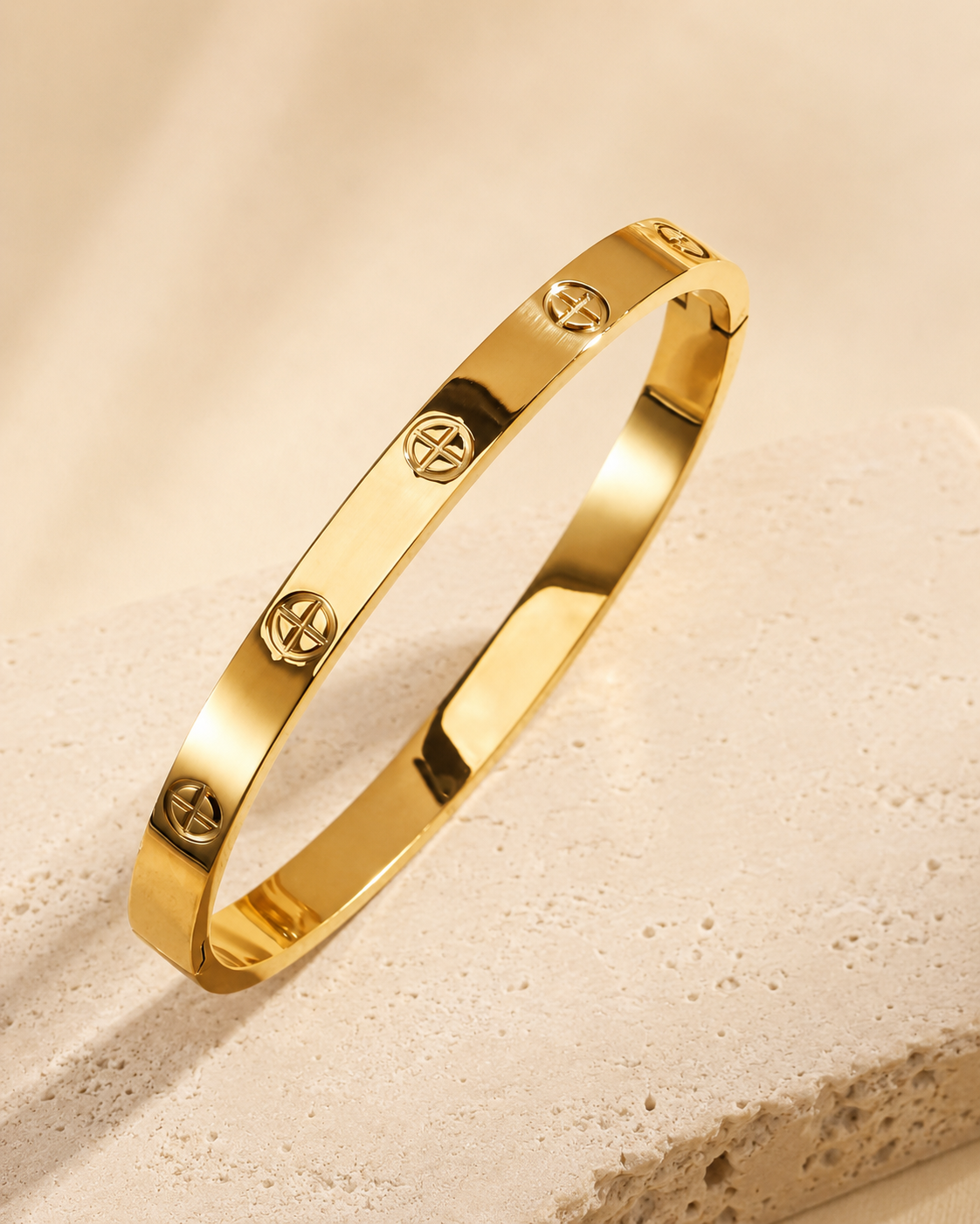 Screw No Tool Needed Bangle.png