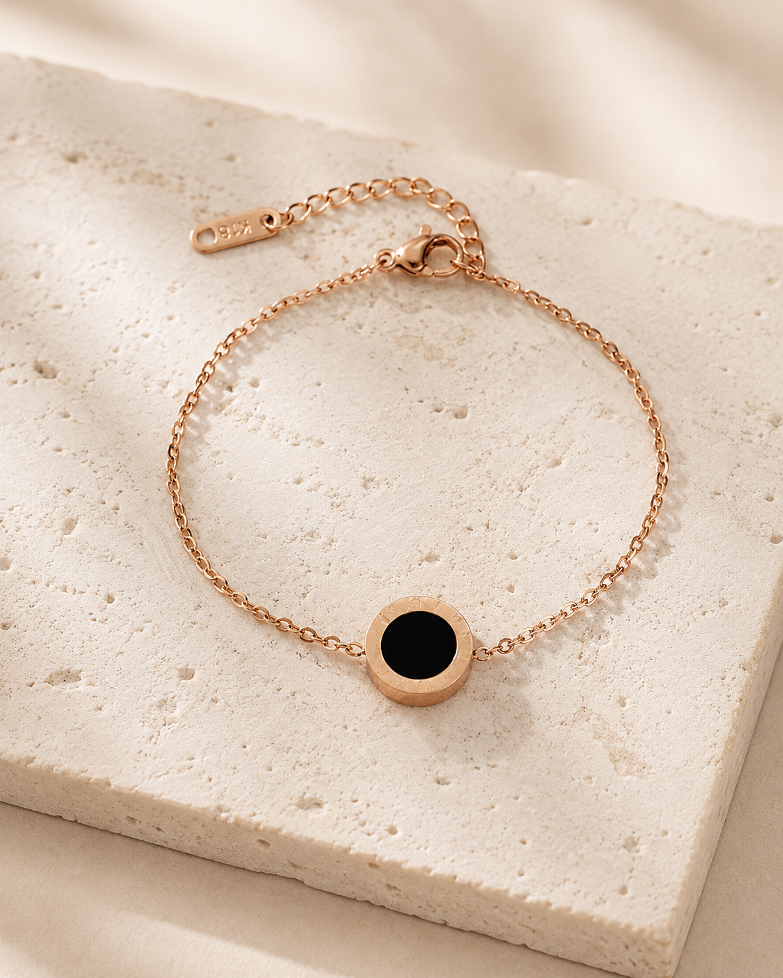 Roman Numeral Pendant Bracelet