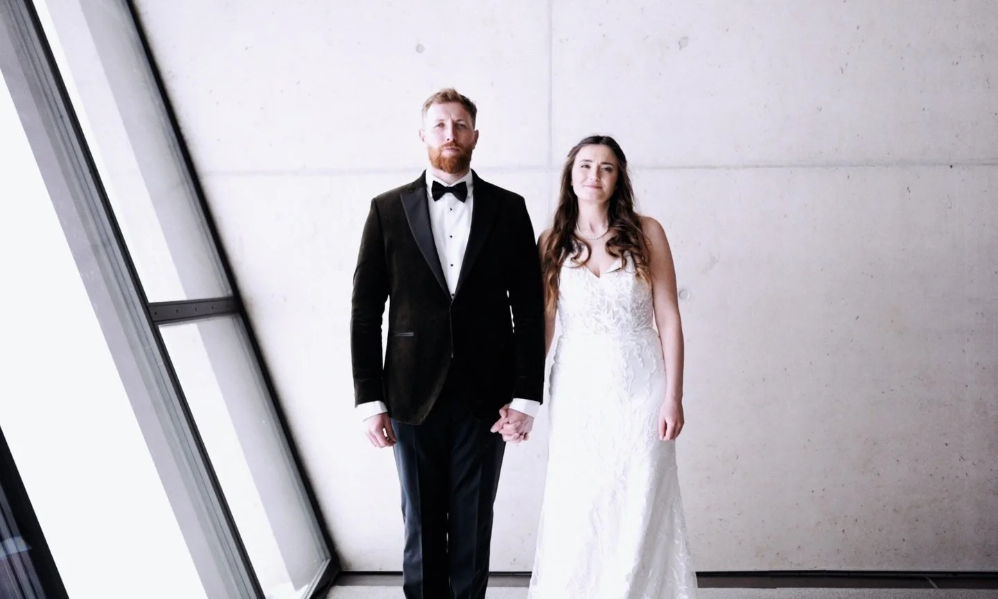 3.048 m above sea level. Two hearts. One unforgettable yes. 💍❄️
This week I had the absolute privilege of filming this breathtaking wedding at the IceQ restaurant in S&ouml;lden, Austria, perched on top of the glacier world of the &Ouml;tztal Alps.
