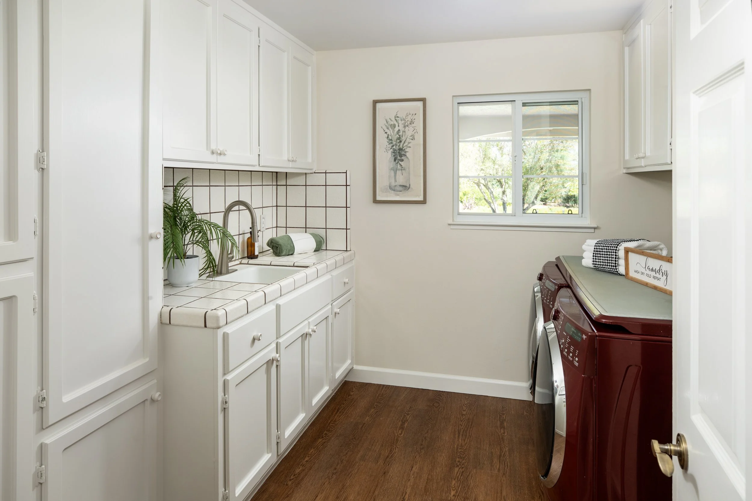 28-Granite_Matt_Anello-0569-MLS.jpg