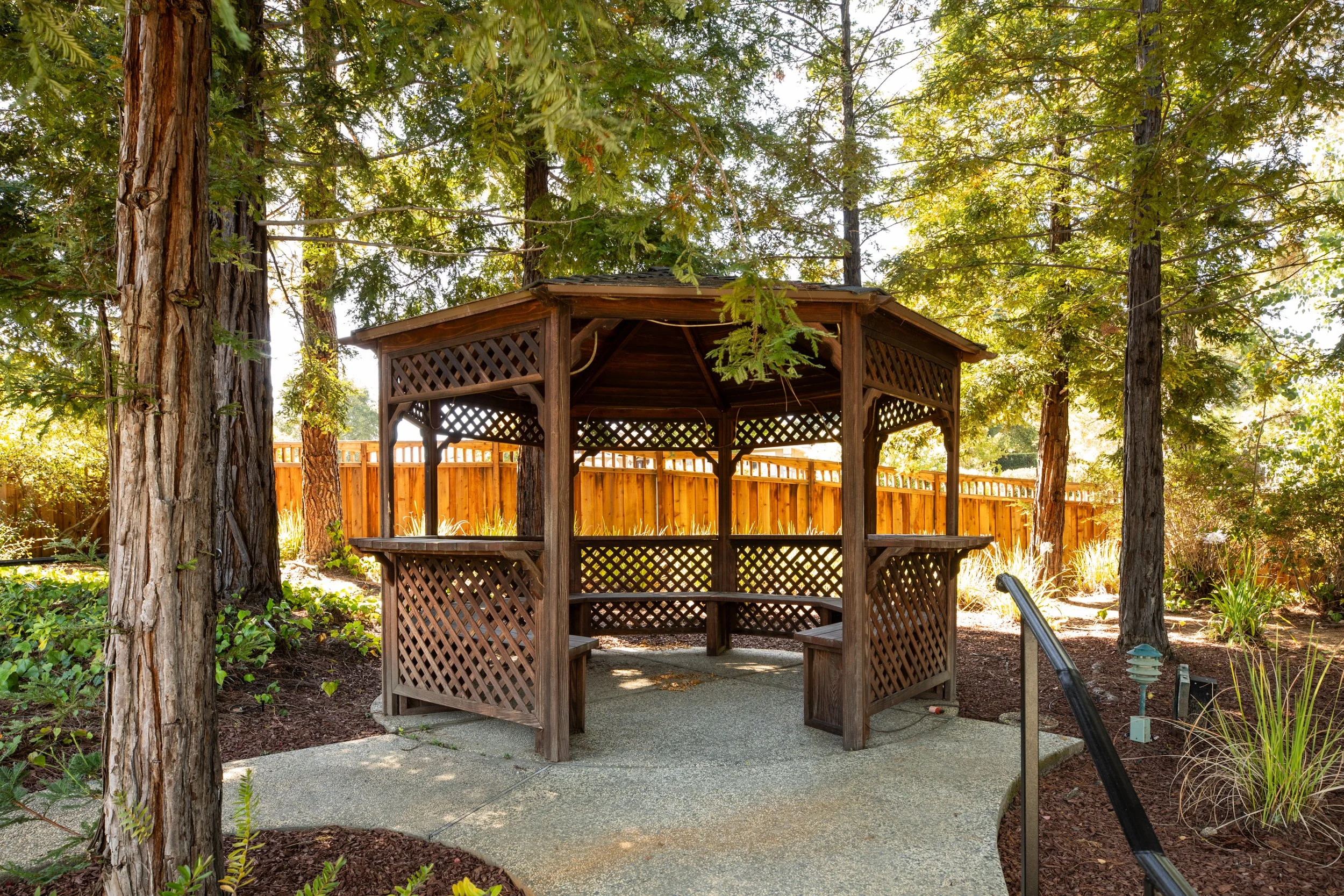 44-Granite_Matt_Anello-0507-MLS.jpg