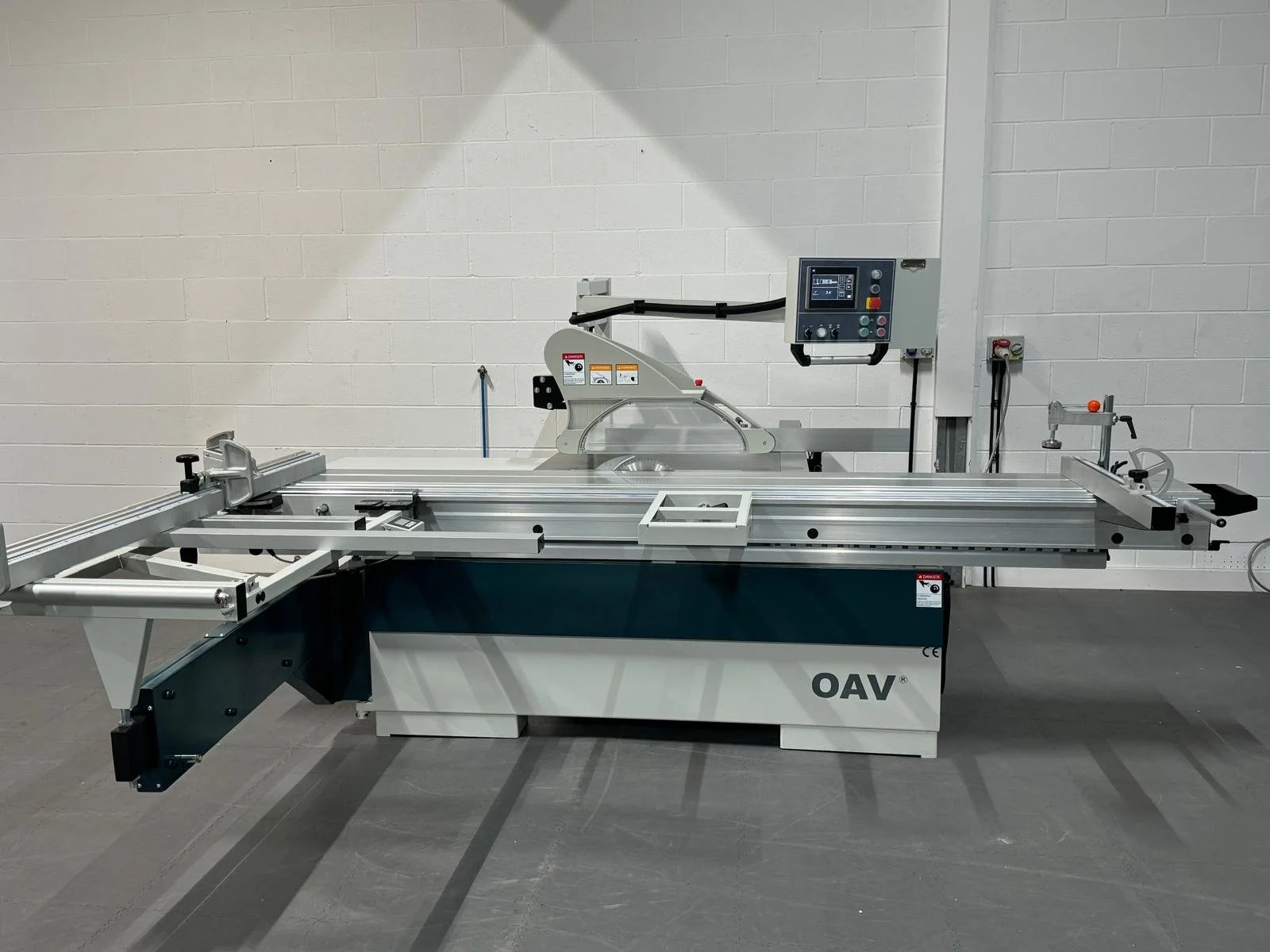 OAV-405-NC-3.jpg