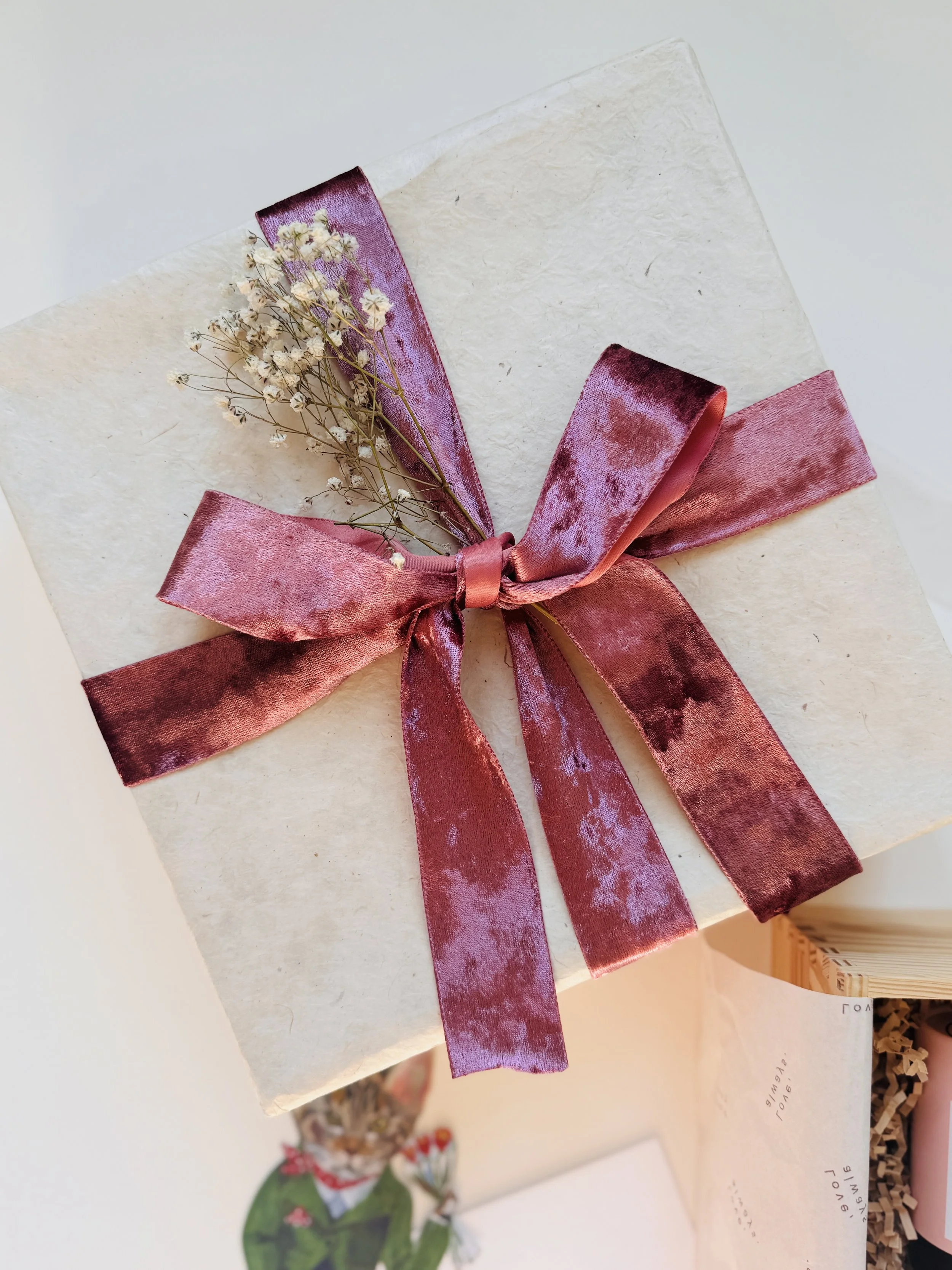 Romantic gift box for her with soft cozy details and thoughtful Go Gaga packaging