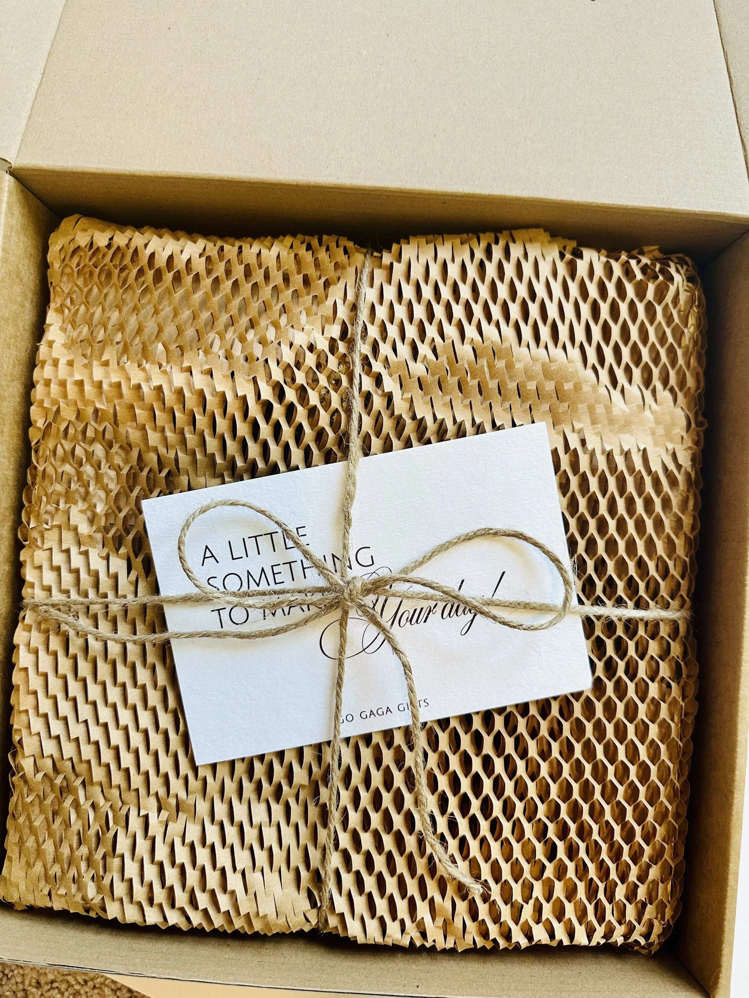 Romantic gift box for him with ribbon-wrapped presentation and premium curated details