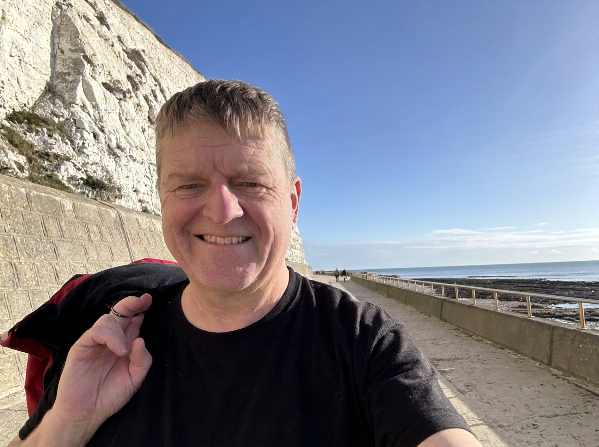 Picture of Oliver Lythgoe, Off-highway consultant