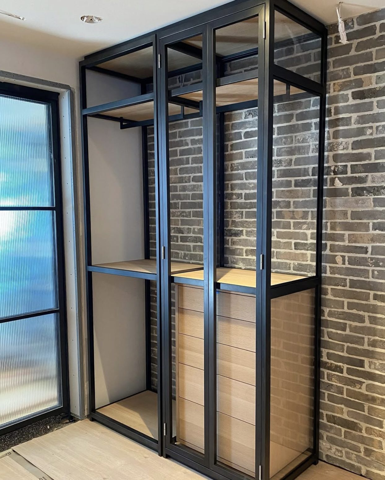 Interior part.png