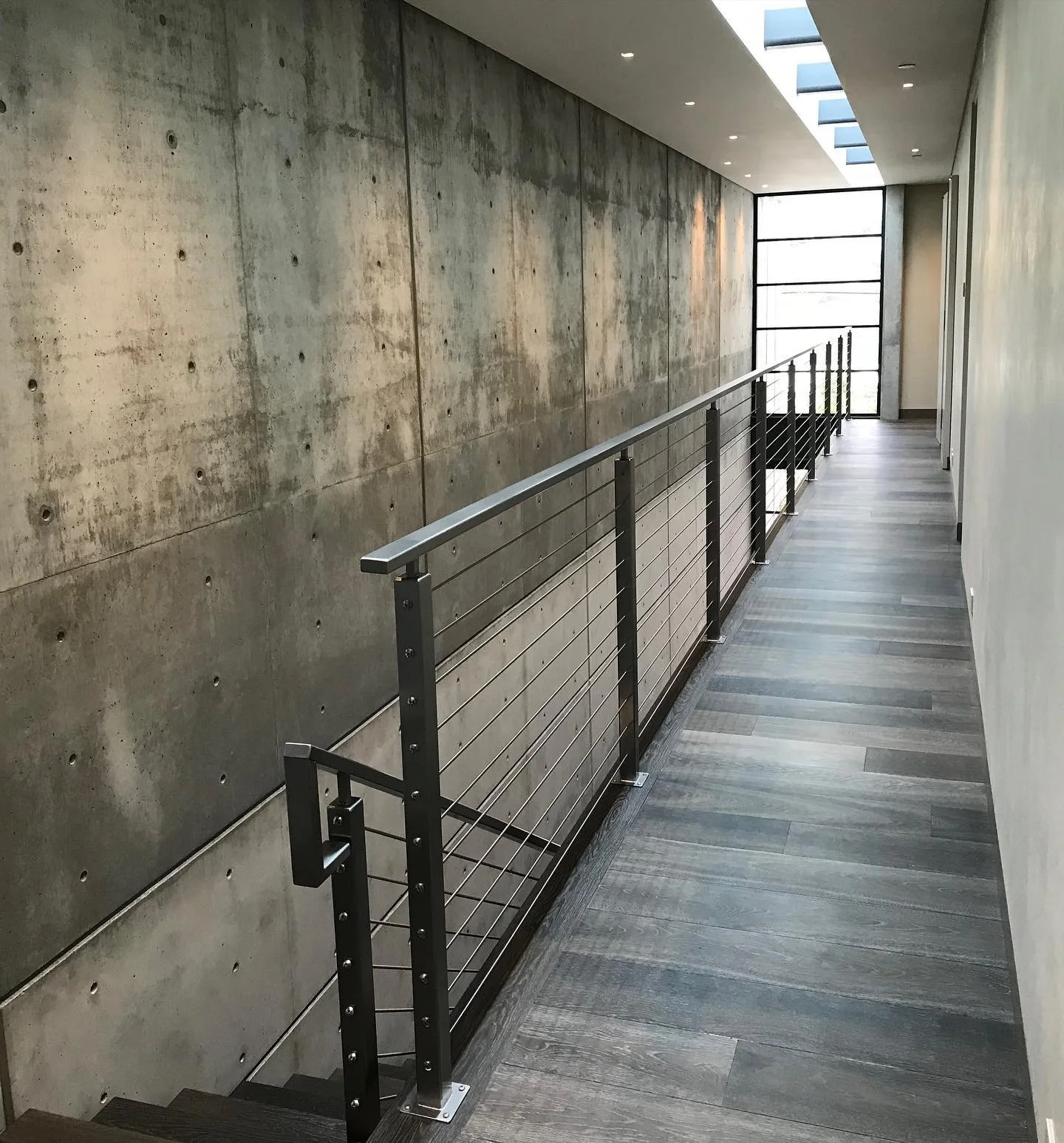 Handrail2.jpg