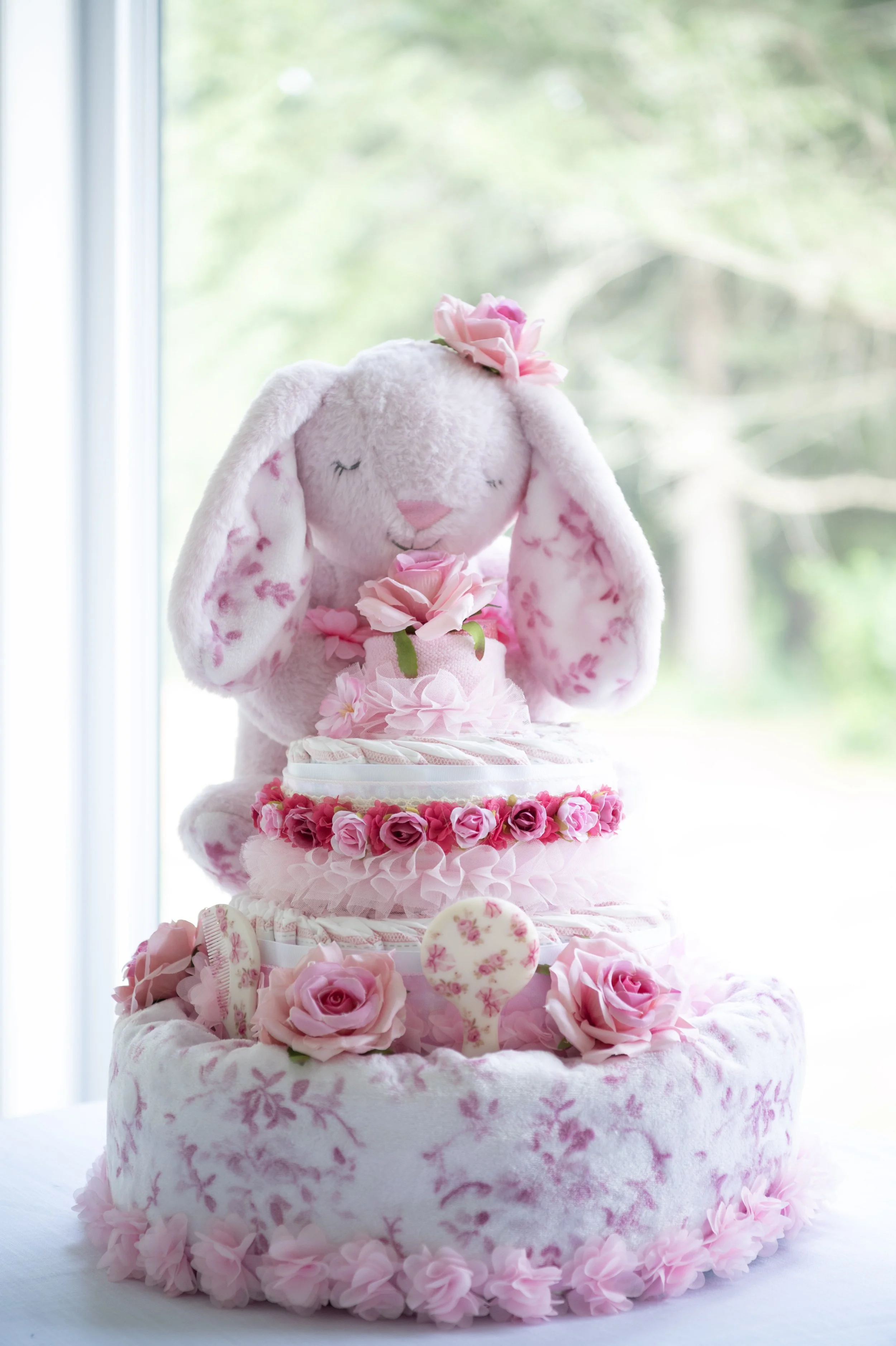 Arabella - Large Pink Bunny Cake
