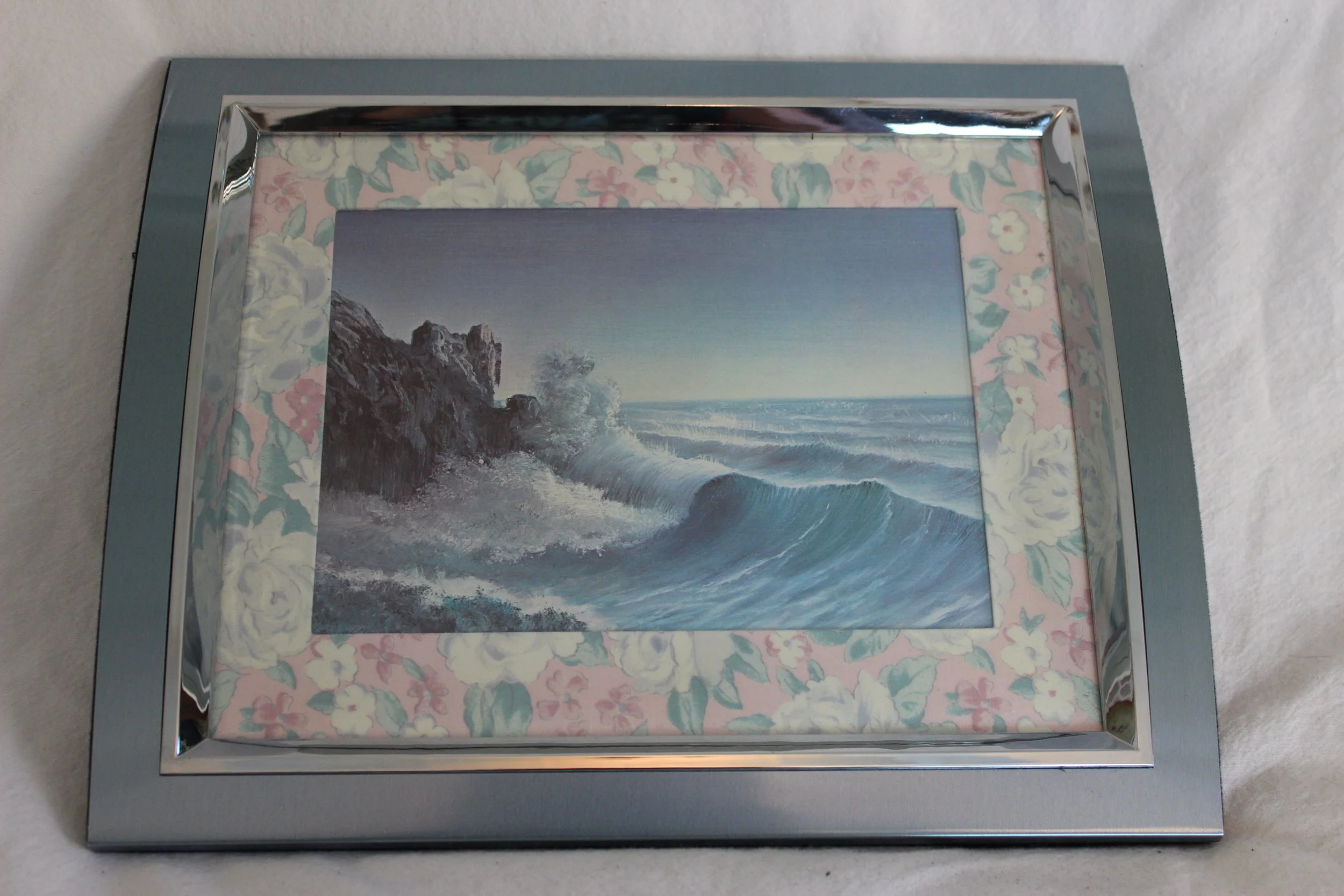 MT012 Shore Waves