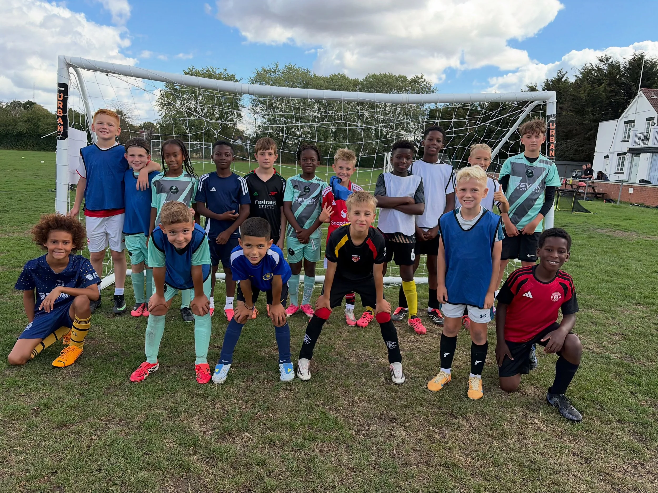 Advanced Ball-Striking 💥

Last summer session ending in style with a top ball-striking session! 🚀

Big thanks to @afclewisham for hosting us once again!