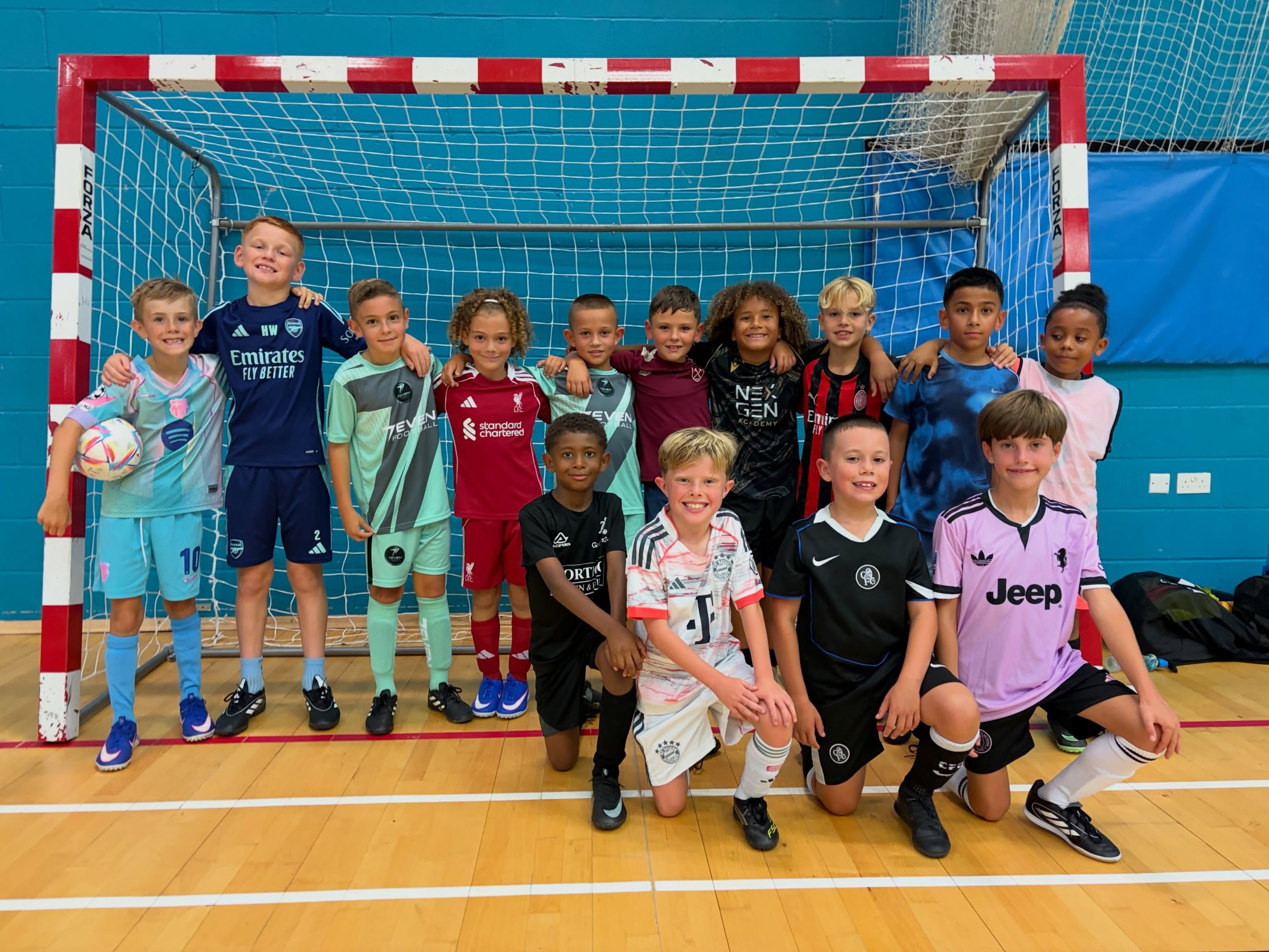 FUTSAL WEEK 2 ⚽️🔥

Another brilliant night of futsal with our U8-U13 groups! 📸

Plenty of touches, creativity, competition and most importantly, enjoyment ⚡️

Futsal delivered properly. 🟢⚫️

#7EVENFootball #Futsal #futsalkent