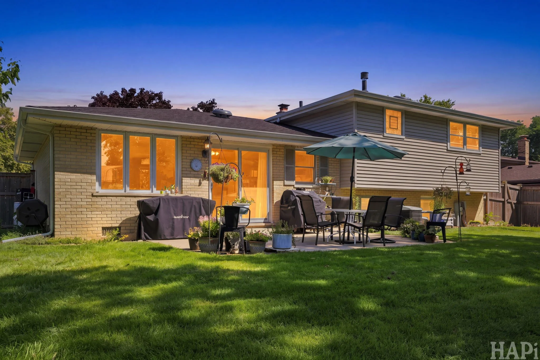 33-web-or-mls-1905 Gordon St, Darien, IL5.jpg